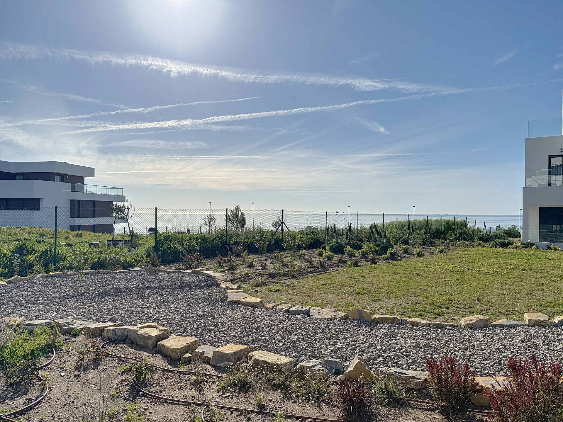 Groundfloor Stunning 2 bed with seaview in AZata Golf !