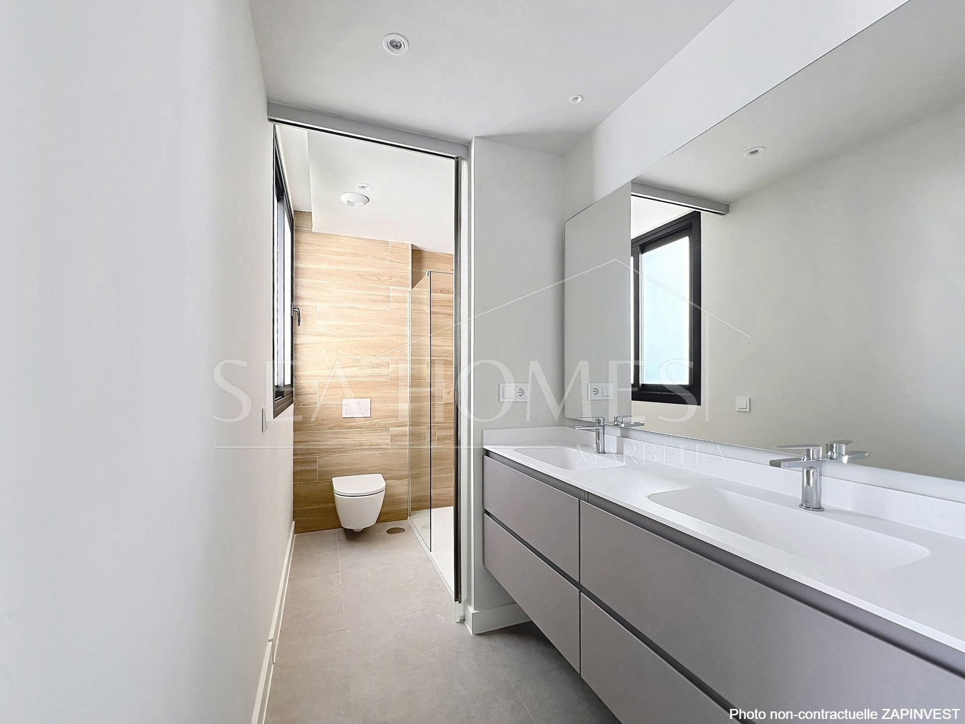 Stunning Penthouse with Panoramic Views in Estepona West