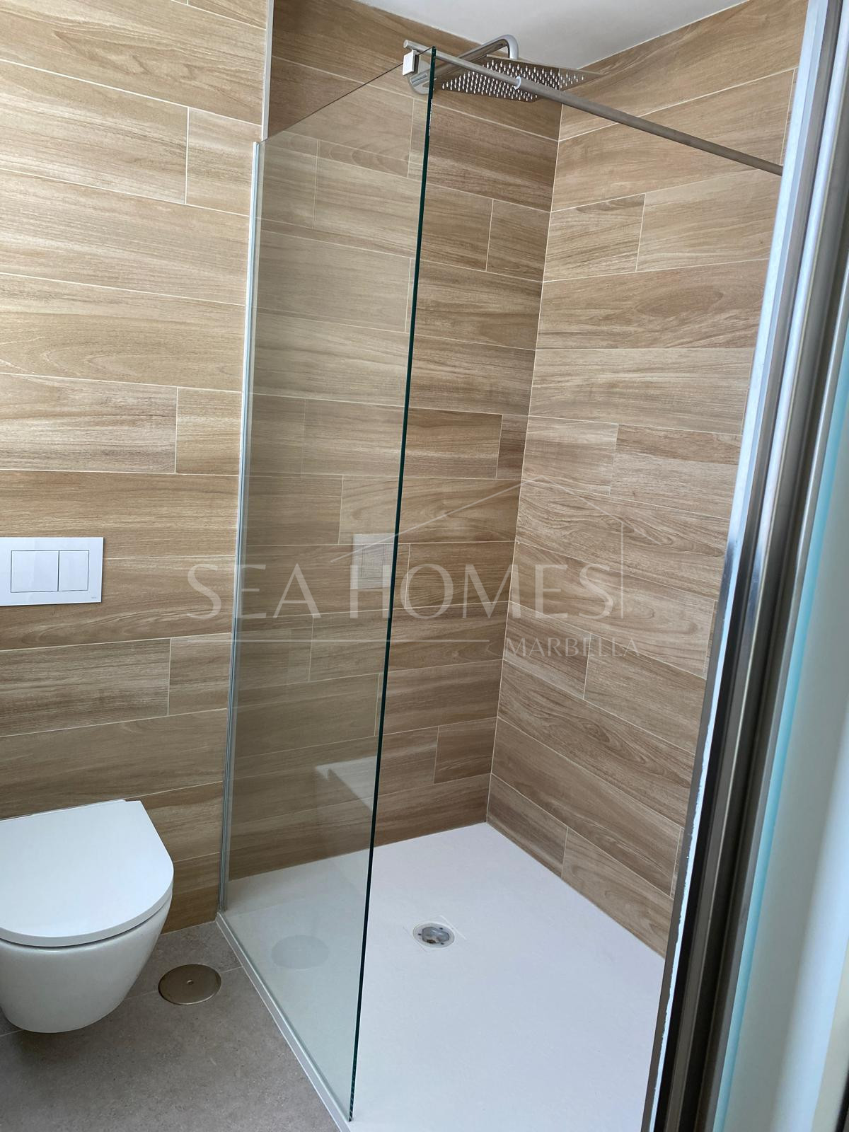 Stunning Penthouse with Panoramic Views in Estepona West