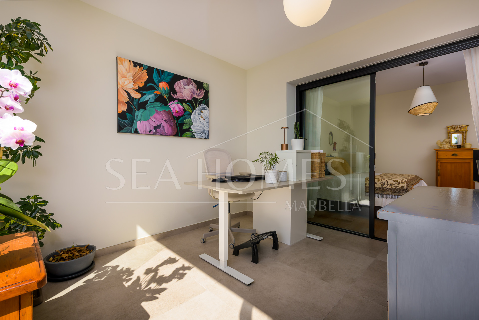 Luxury apartment in Mirador Estepona Hills Phase I, Costa del Sol.