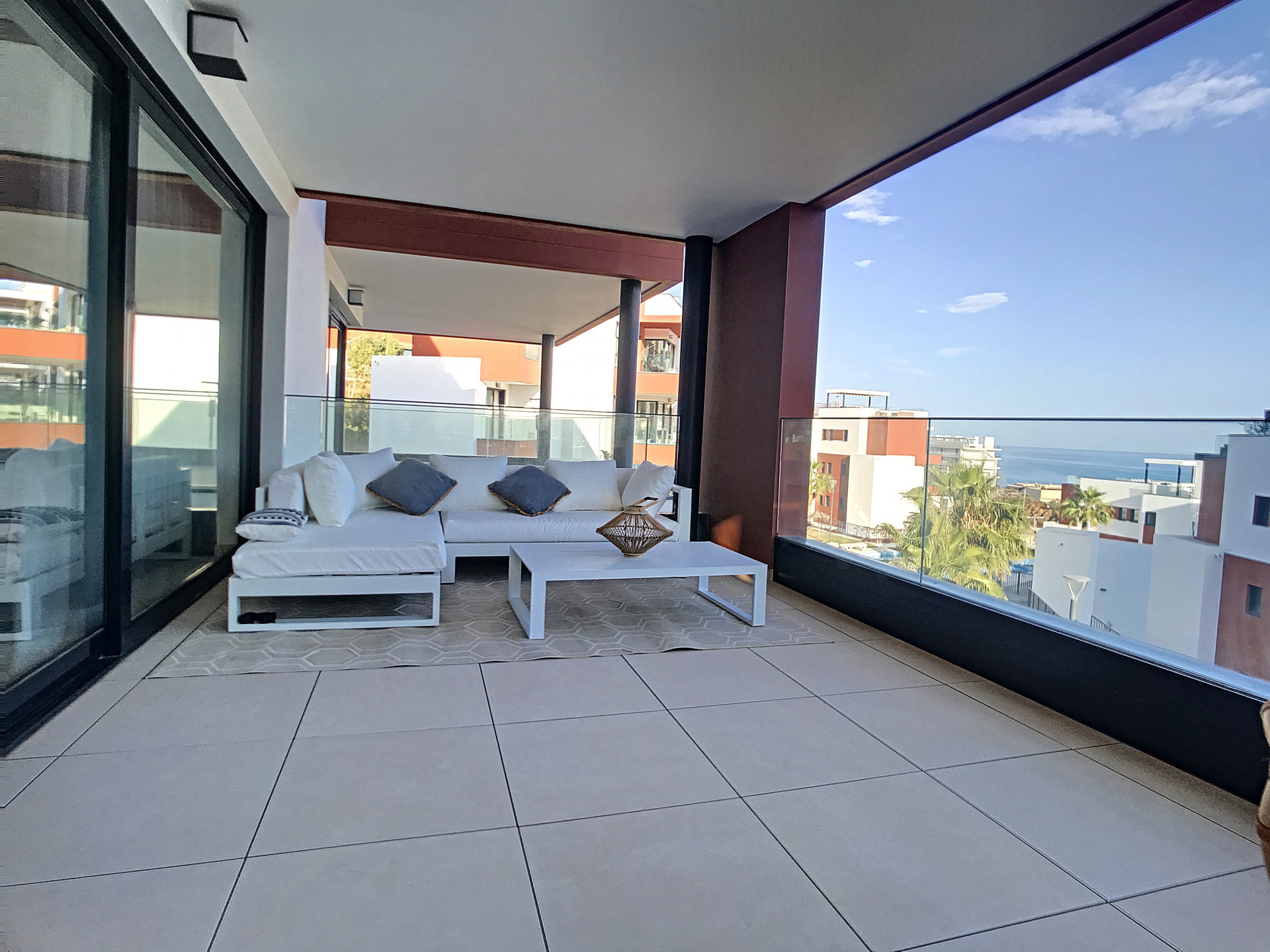 Apartment in Fuengirola, Málaga with Partial Sea Views
