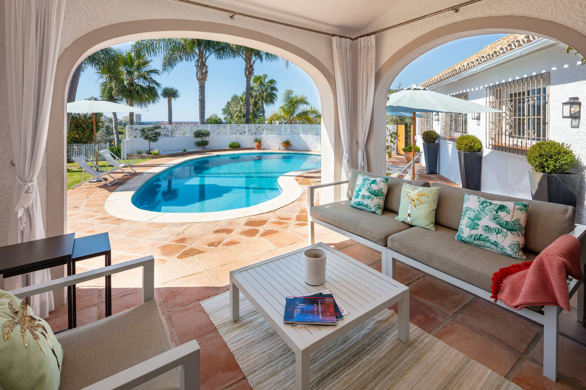 Recently Renovated 5 Bedroom Villa in El Rosario - Sea Views!