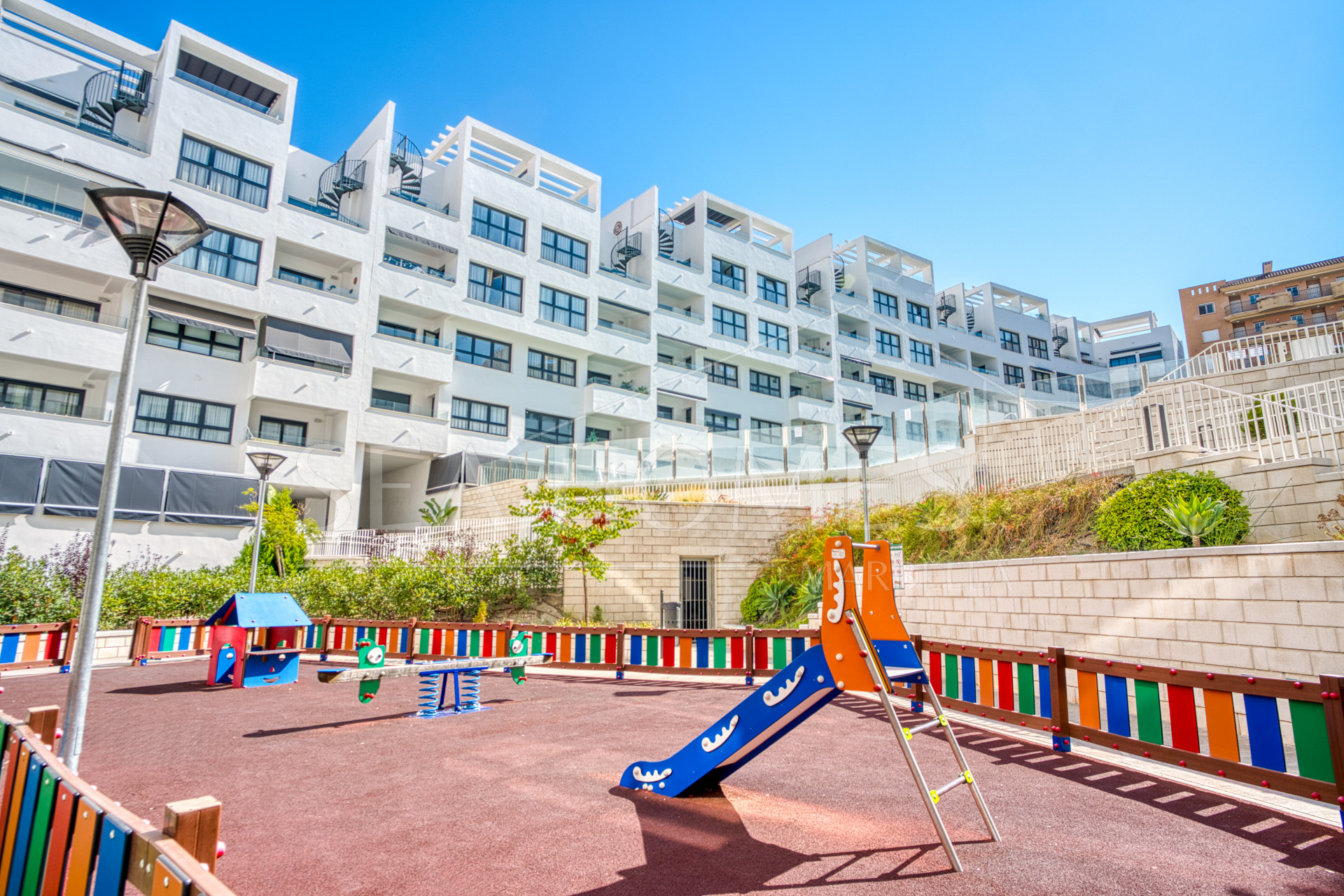 Beautiful south facing, three bed apartment located in the gated community of Estepona Gardens