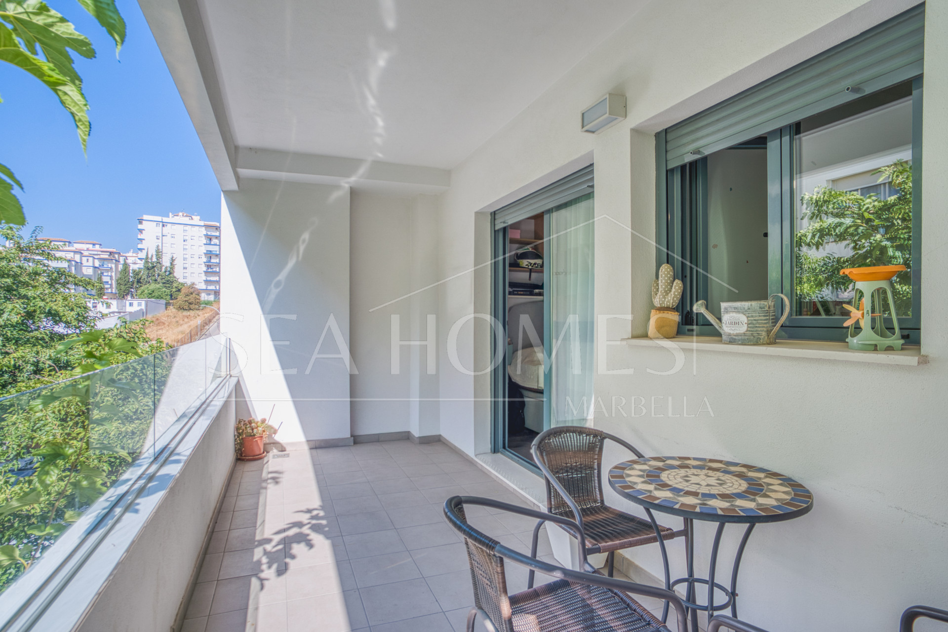 Beautiful south facing, three bed apartment located in the gated community of Estepona Gardens