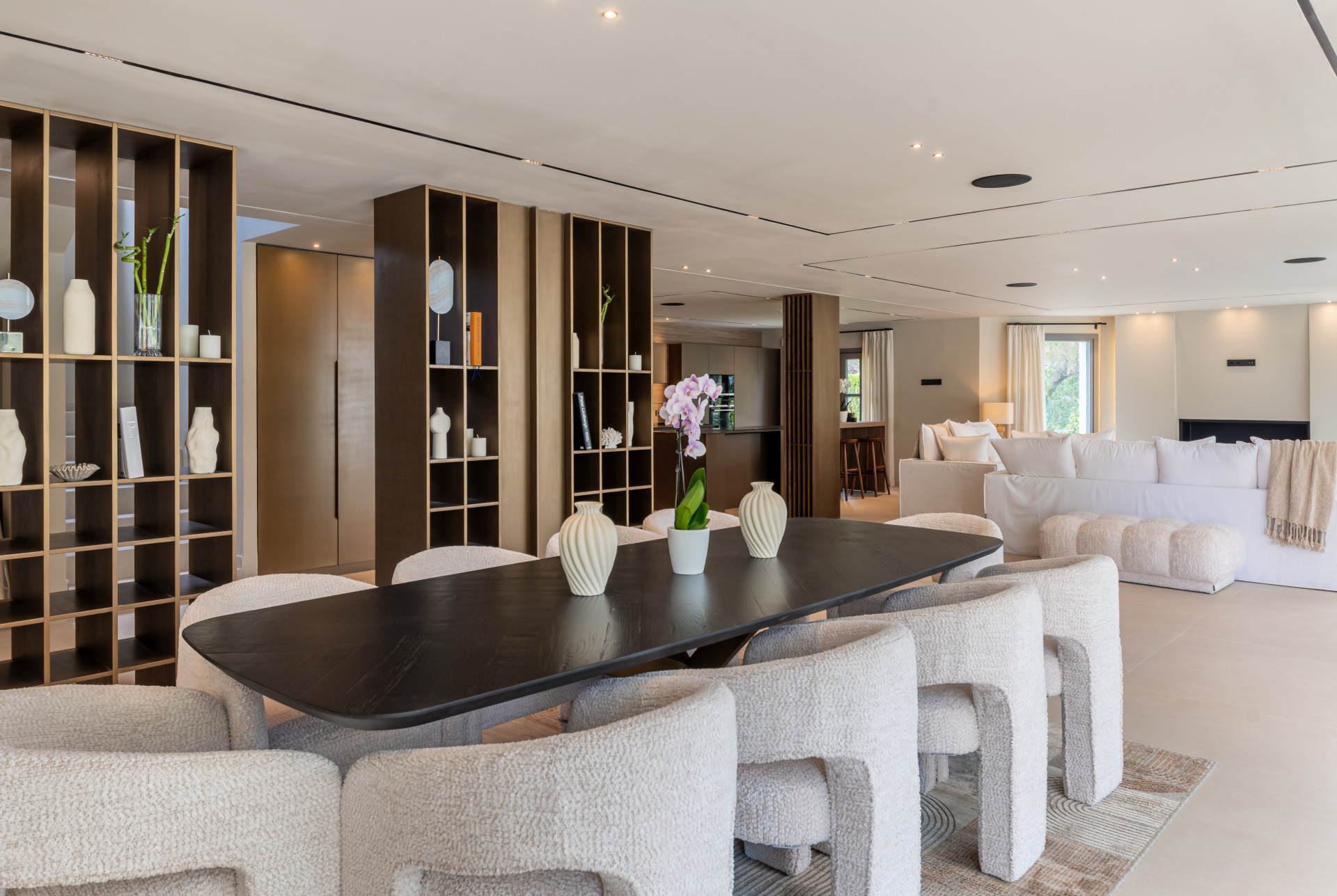 Villa Solana — Villa de cuatro dormitorios orientada al sur cerca de Atalaya Golf, Estepona.