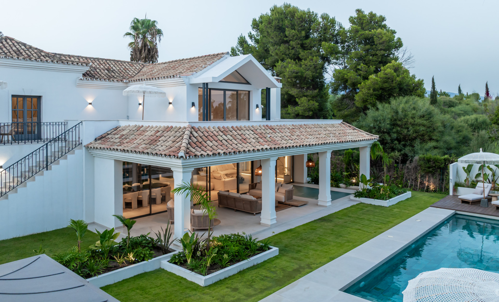 Villa Solana — Villa de cuatro dormitorios orientada al sur cerca de Atalaya Golf, Estepona.
