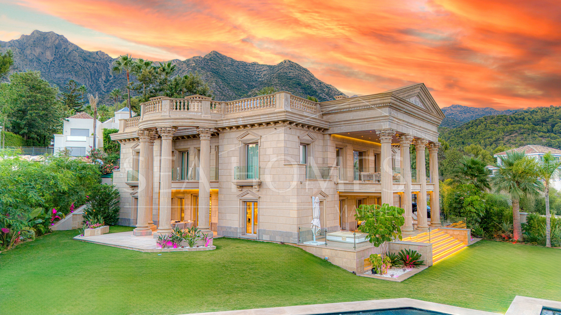 An architecturally unique, south-facing property located in the exclusive gated community of Sierra Blanca on Marbella’s prestigious Golden Mile
