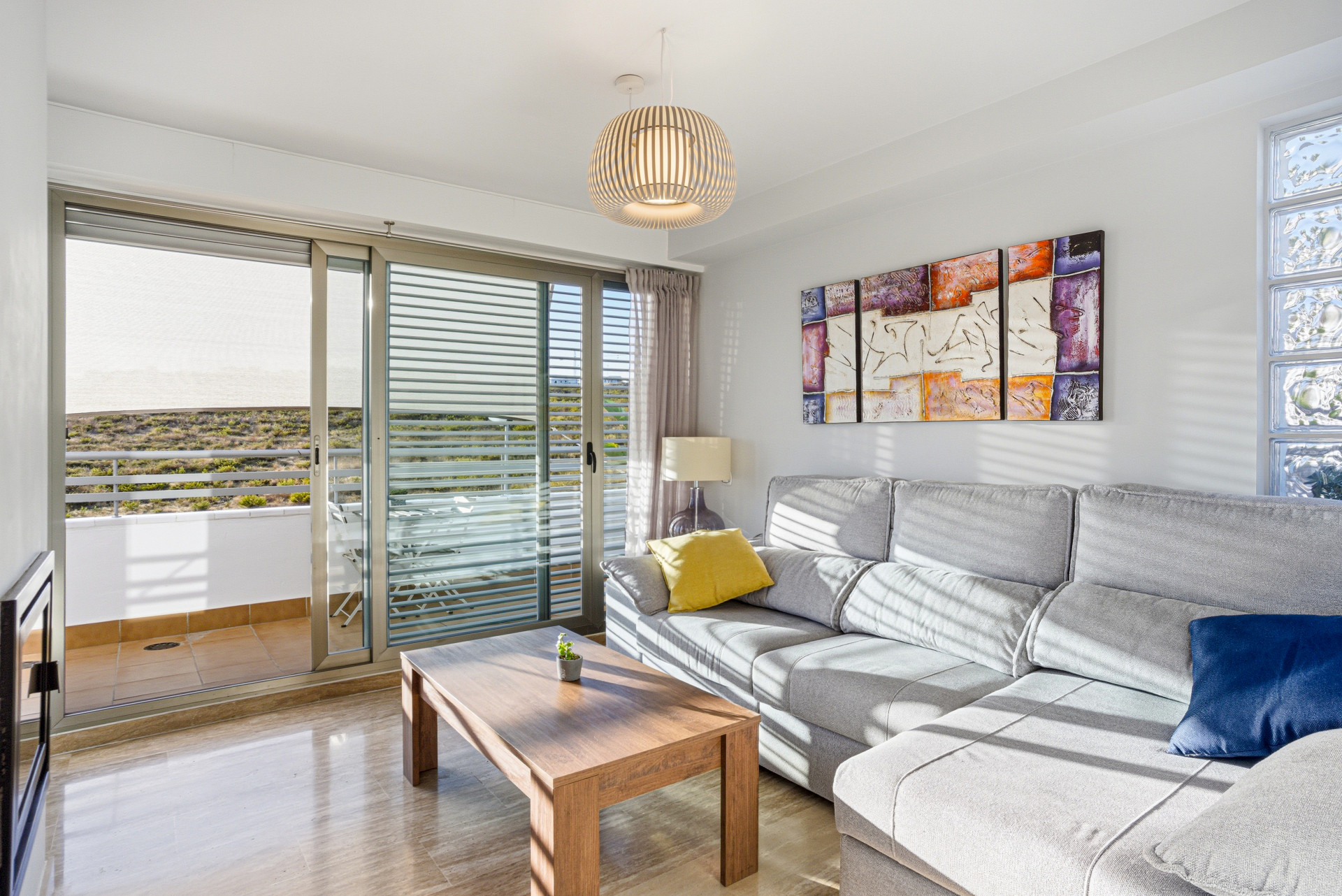 Precioso ático dúplex orientado al oeste con solárium y vistas panorámicas en La Cala Golf Resort, Mijas Costa