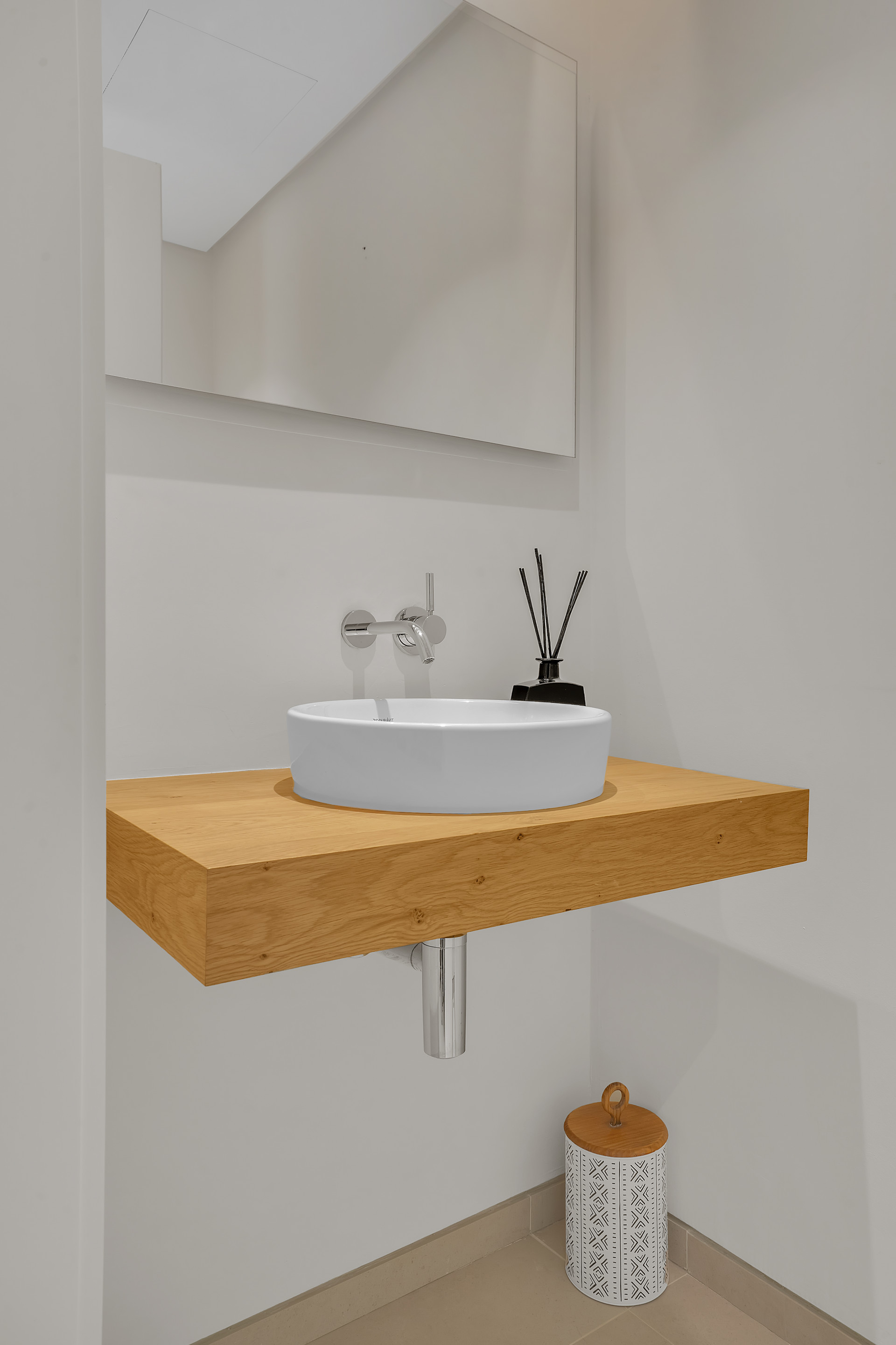 A contemporary, premium apartment set within the sought-after Palo Alto community above Marbella