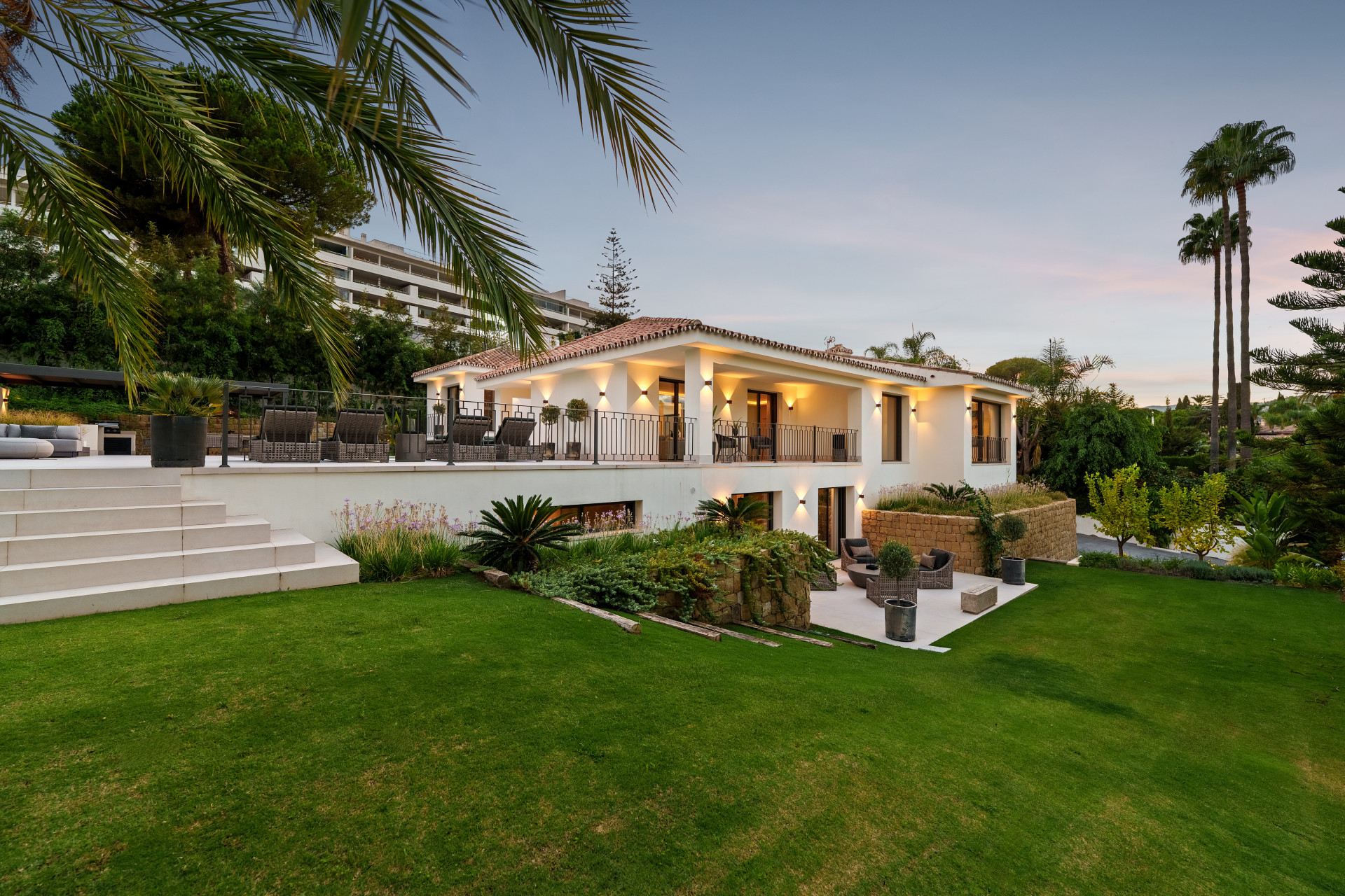 Beautiful five bedroom villa located in Nueva Andalucia, Marbella