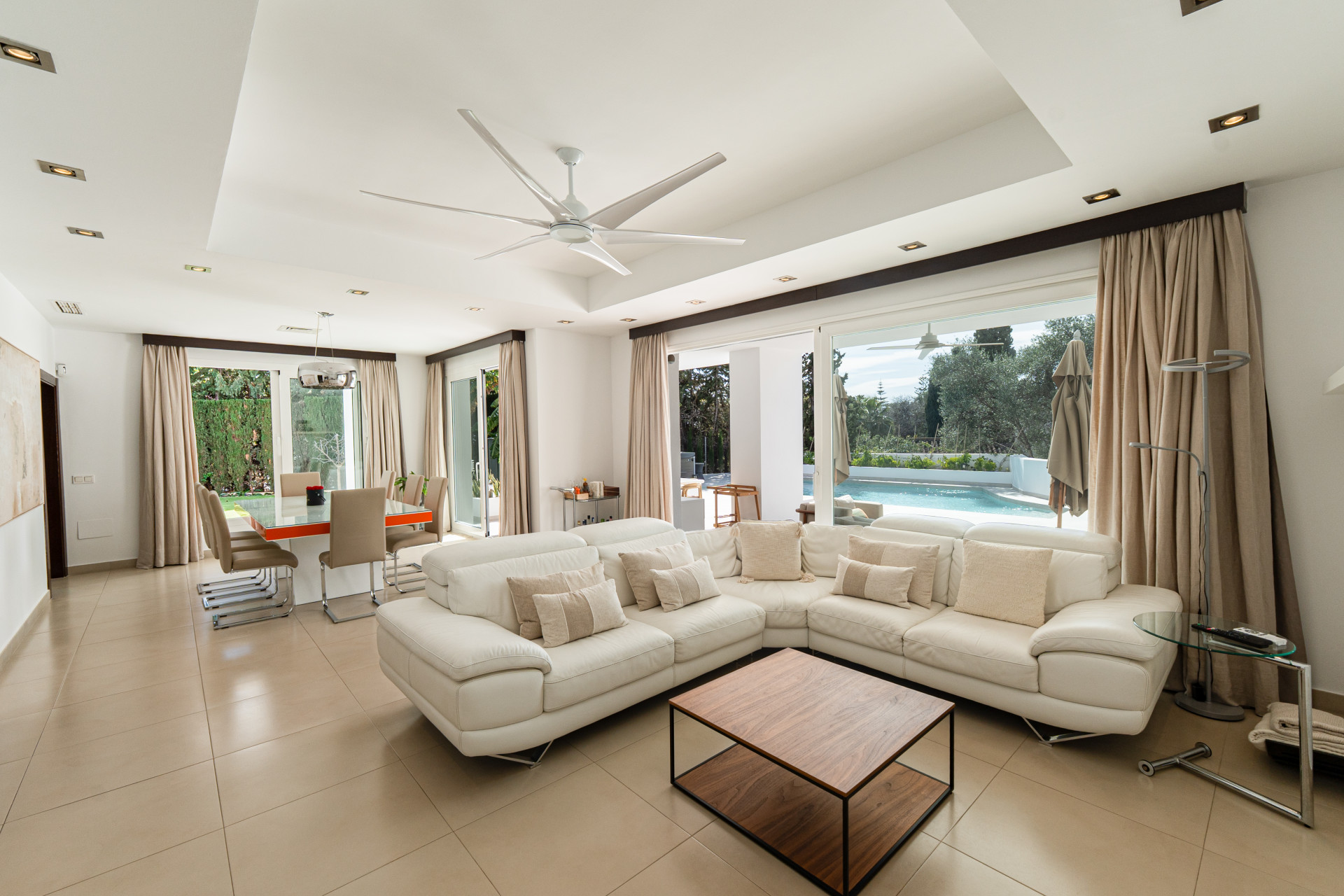 Beautiful, recently renovated five bedroom Villa located in La Cantera, Marbella