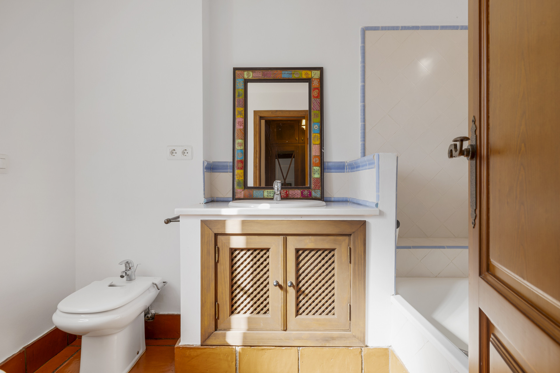 Four bedroom townhouse located in Tiro de Pichón, San Pedro de Alcantara