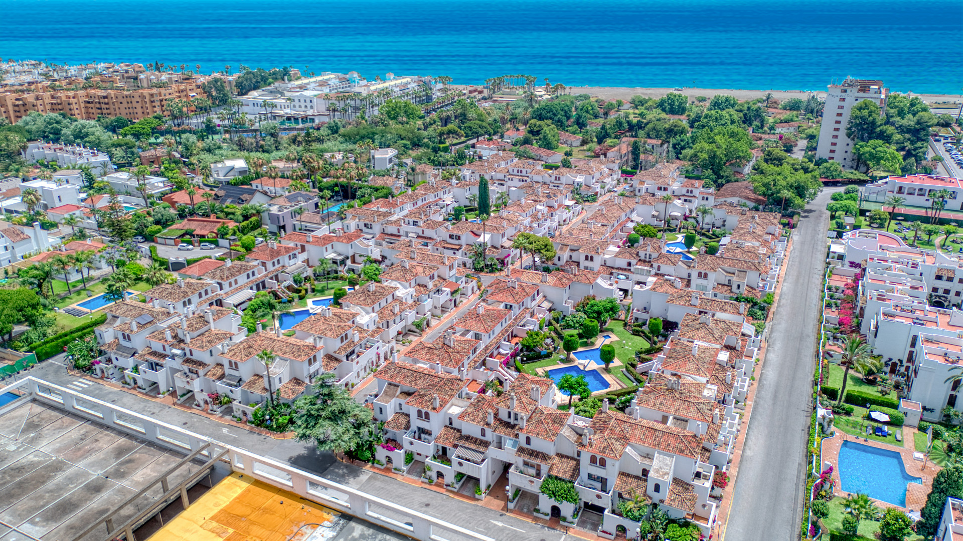 продажа. Таунхаус в Estepona