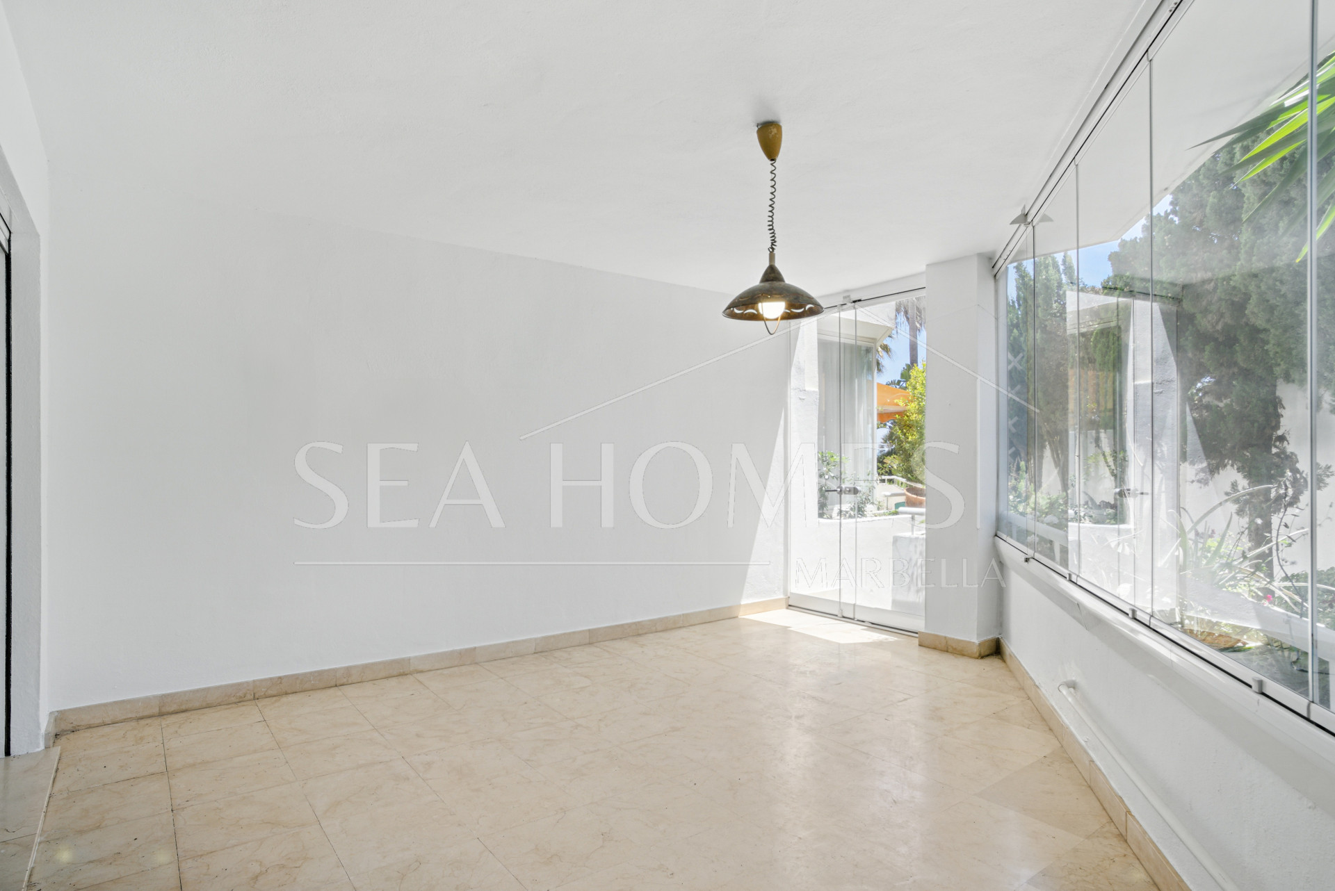 Spacious Three Bedroom, South-Facing Ground Floor Apartment in La Herradura, Marbella