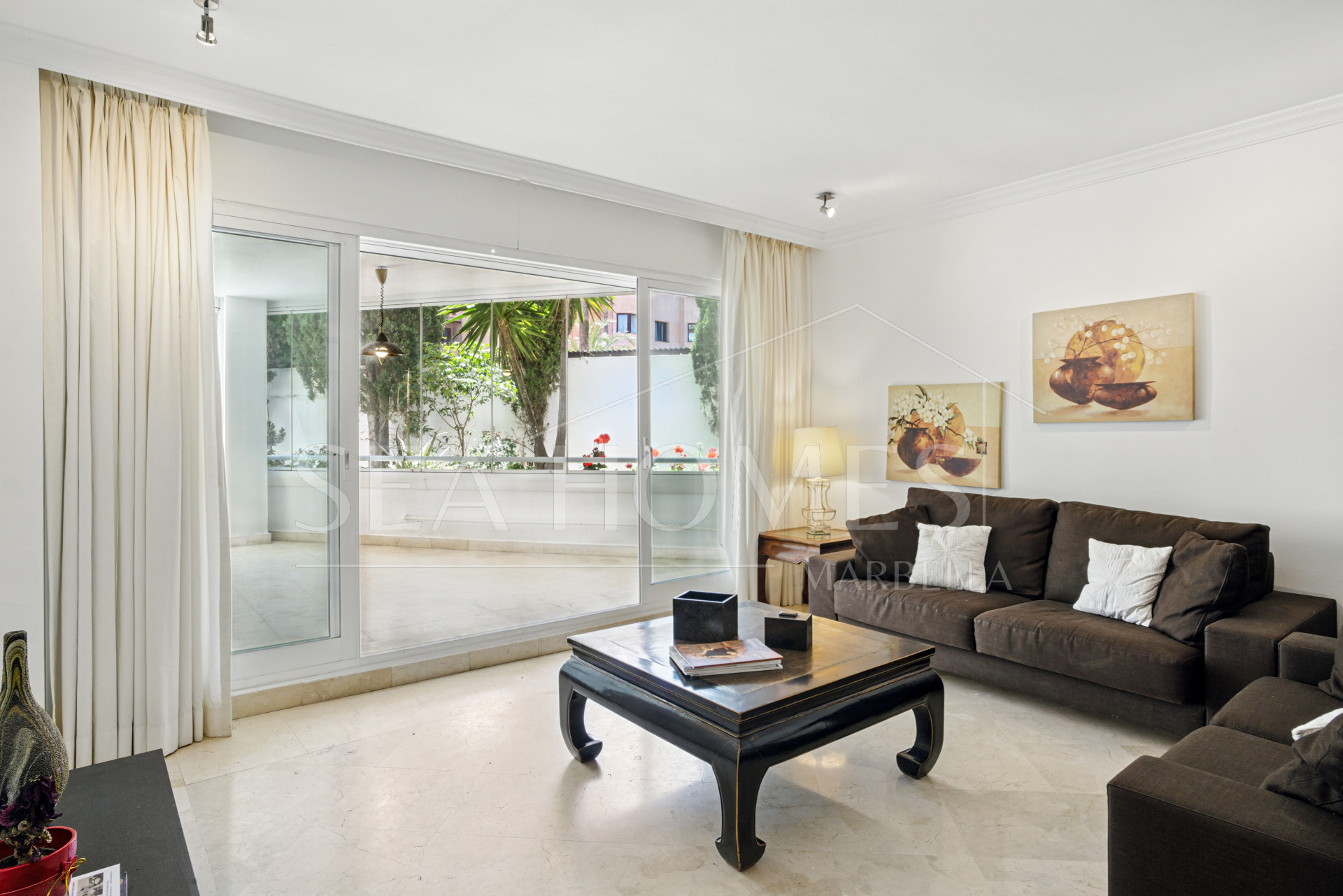 Spacious Three Bedroom, South-Facing Ground Floor Apartment in La Herradura, Marbella