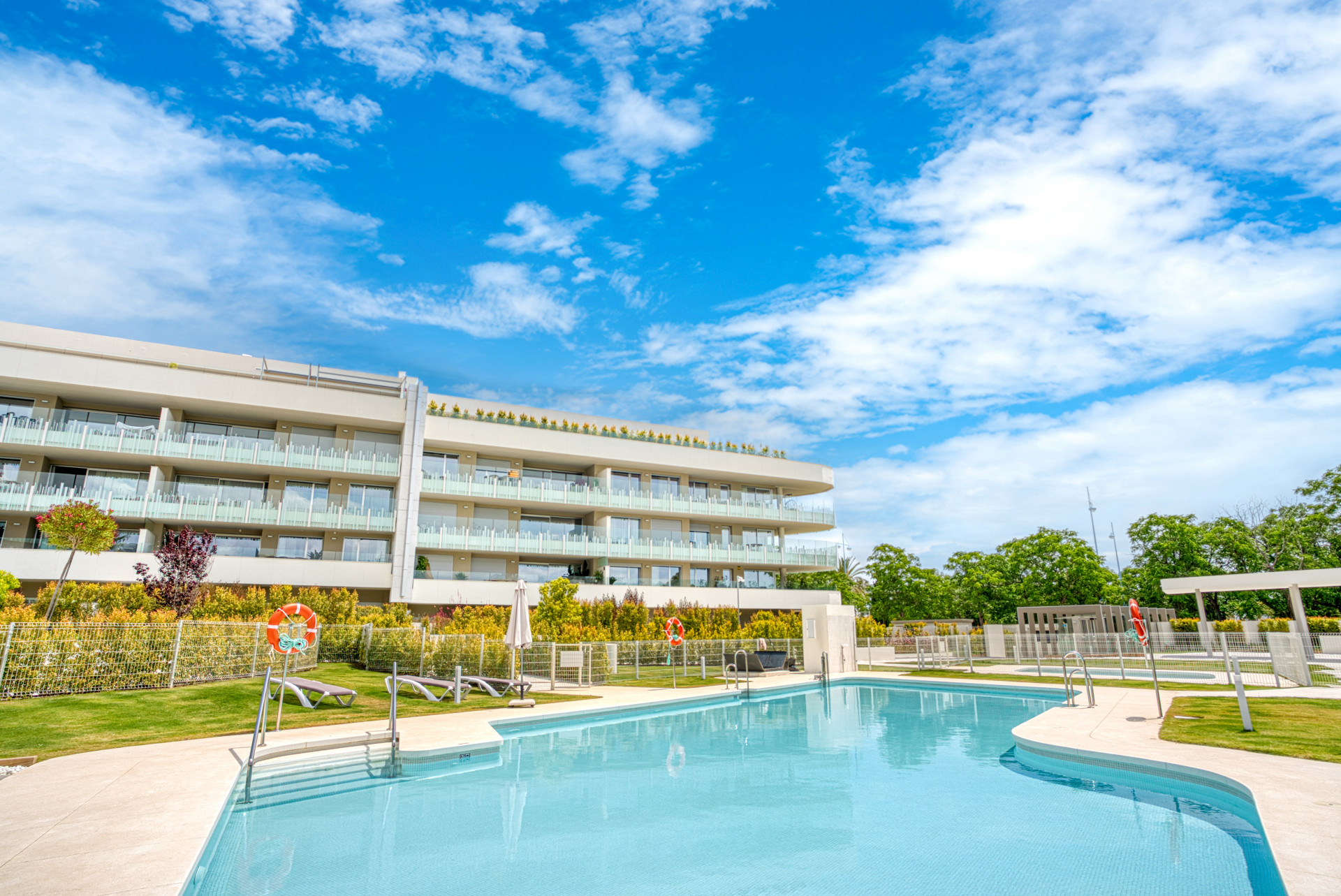 Stylish, three bedroom apartment located in a newly built gated community of San Pedro playa