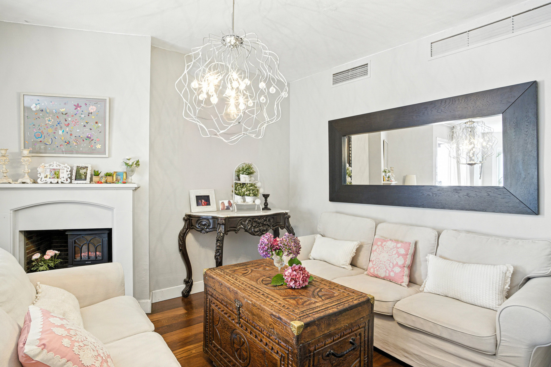 For Sale. Apartment in Marbella