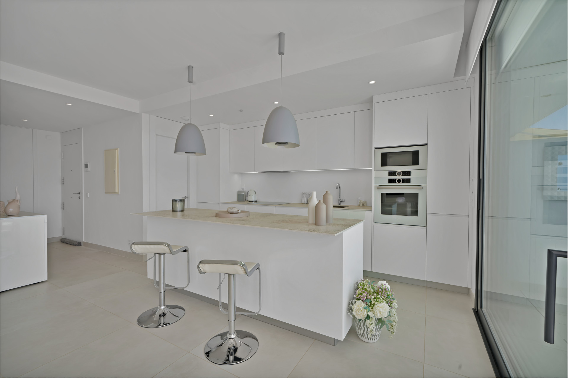 Elegant South-West Side Sea-View Two Bedroom Apartment in Higuerón West in Fuengirola