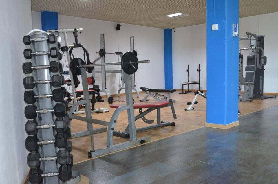 Amplia Villa de cuatro dormitorios con piscina privada y apartamento de invitados en Benahavís