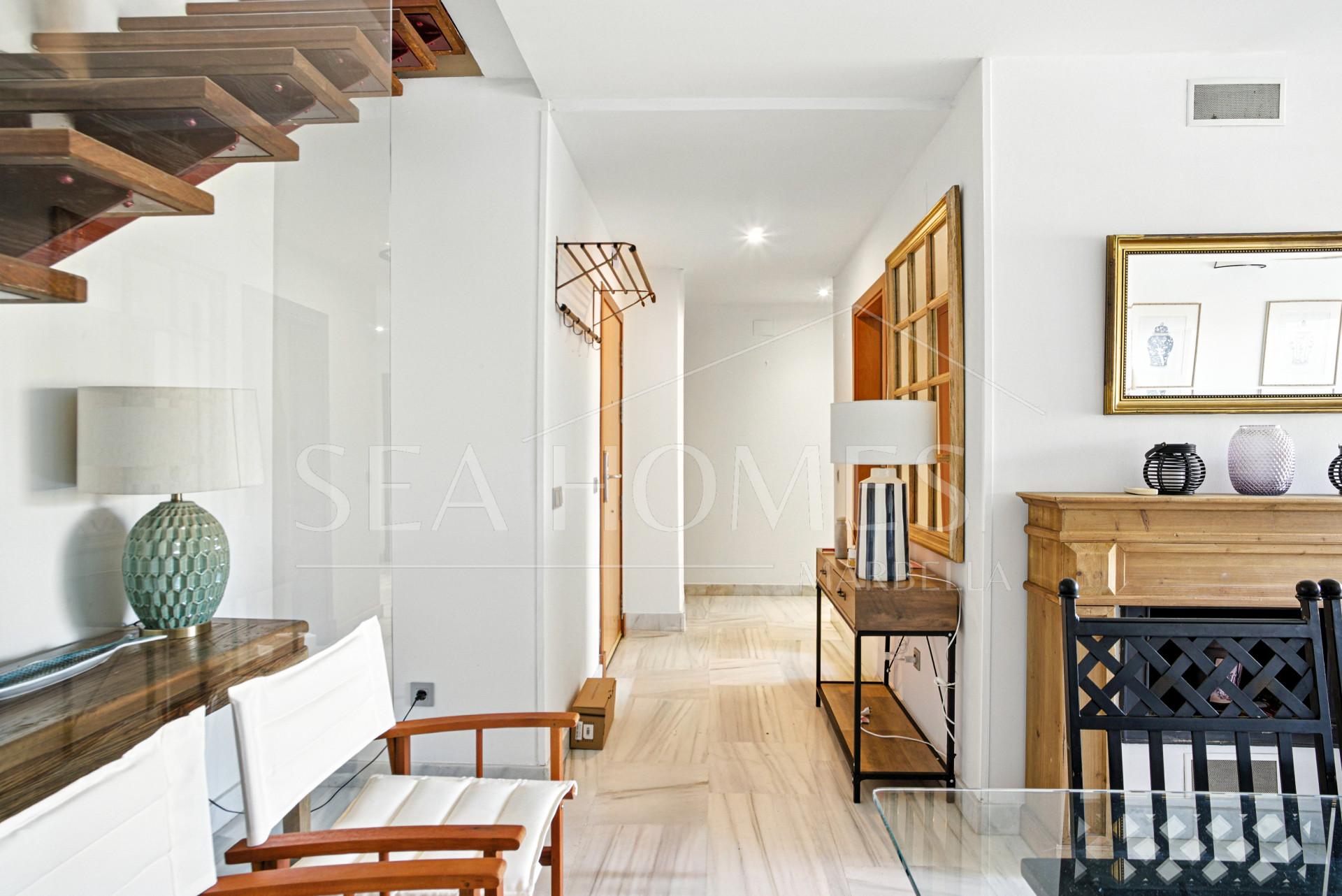 Charming east facing, three bedroom duplex penthouse located in the gated community Parque Botanico, Estepona