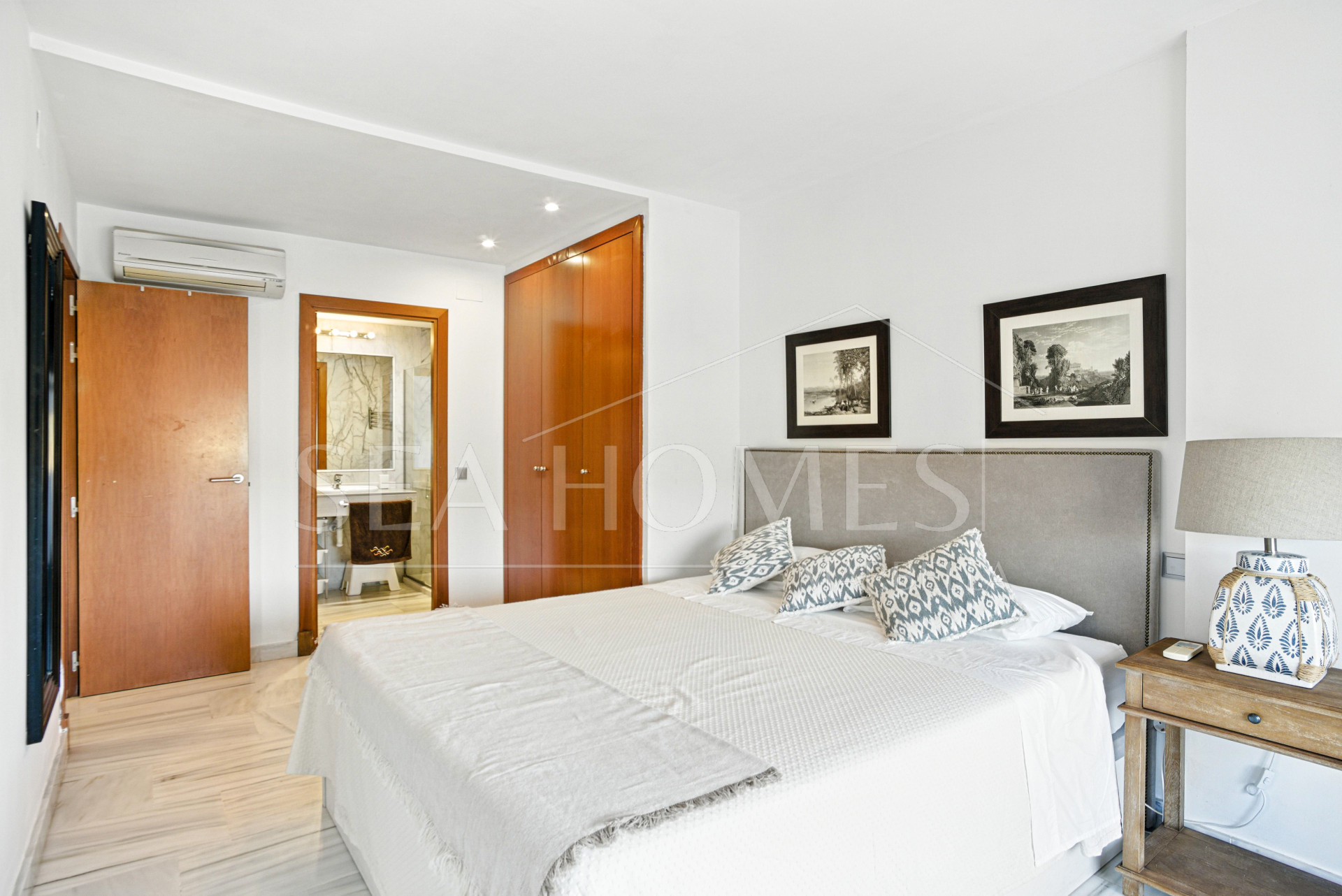 Charming east facing, three bedroom duplex penthouse located in the gated community Parque Botanico, Estepona