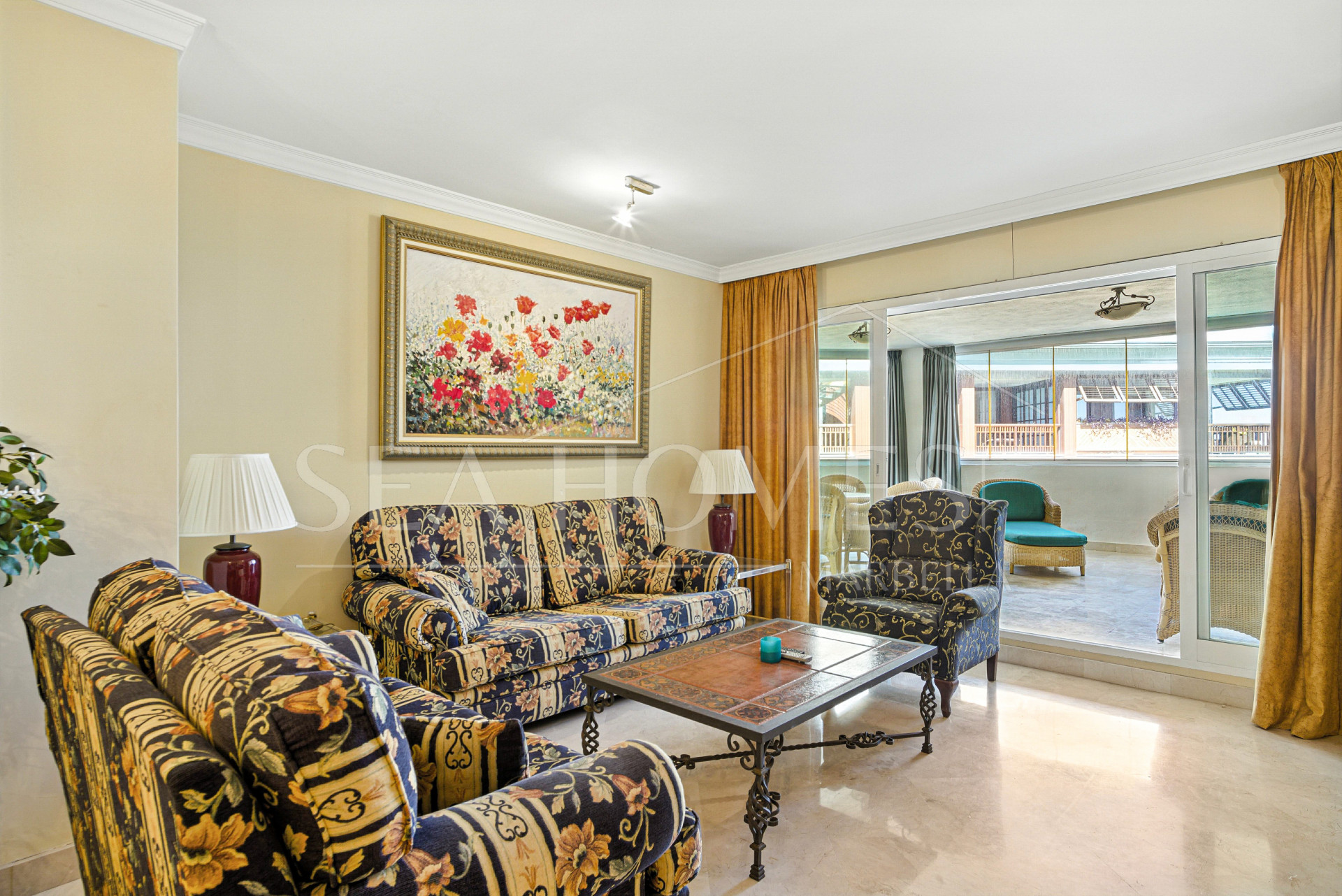 Exclusive Beachfront Two-Bedroom South-Facing Apartment with Sea Views in La Herradura, Marbella