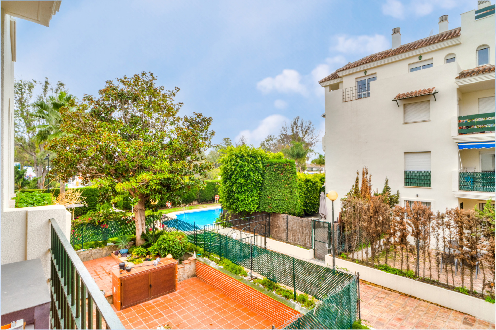 Schöne Westlage, ein Schlafzimmer Wohnung in Lorcrimar, Marbella - in der Nähe des Strandes und Annehmlichkeiten