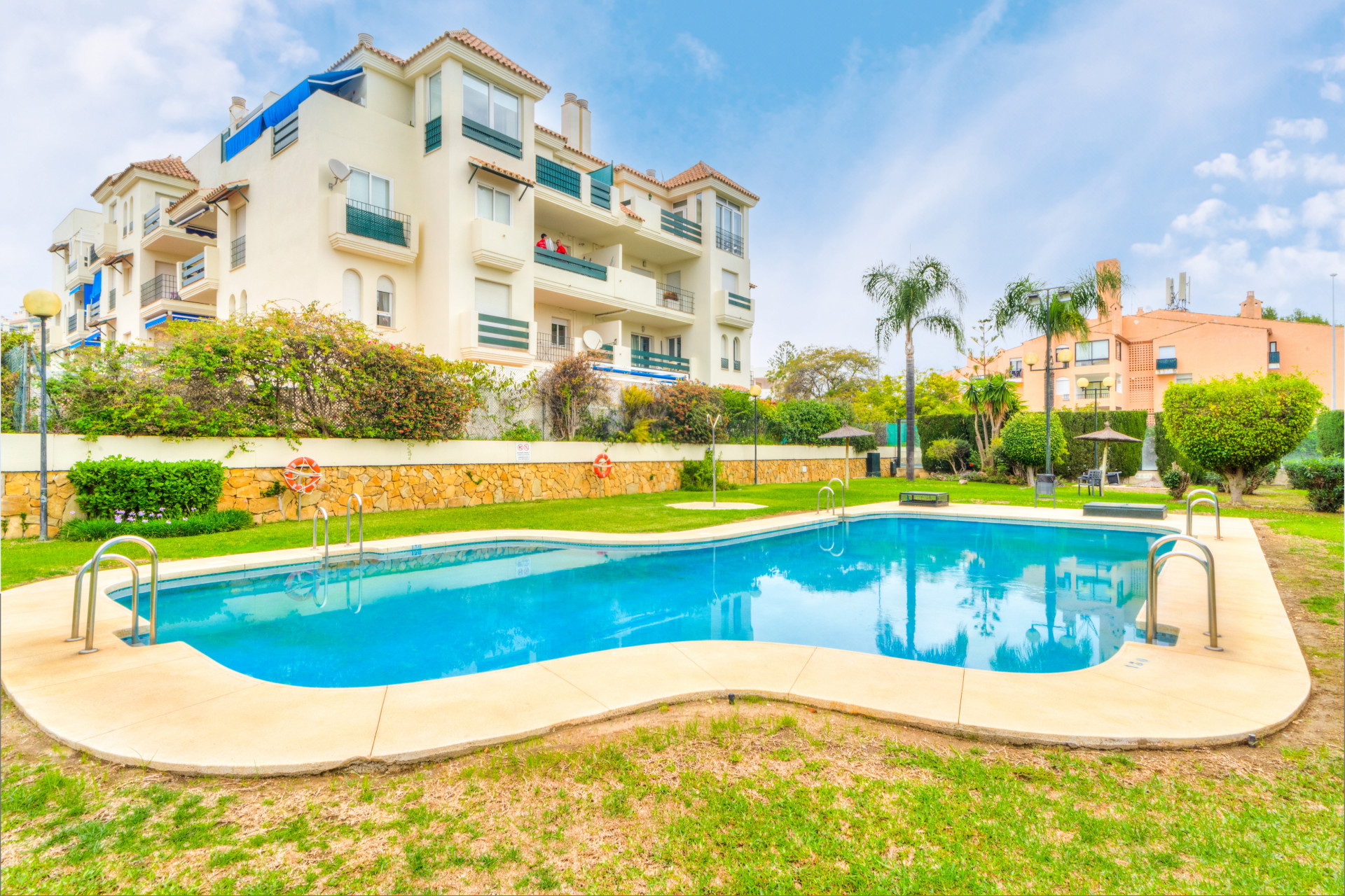 Schöne Westlage, ein Schlafzimmer Wohnung in Lorcrimar, Marbella - in der Nähe des Strandes und Annehmlichkeiten