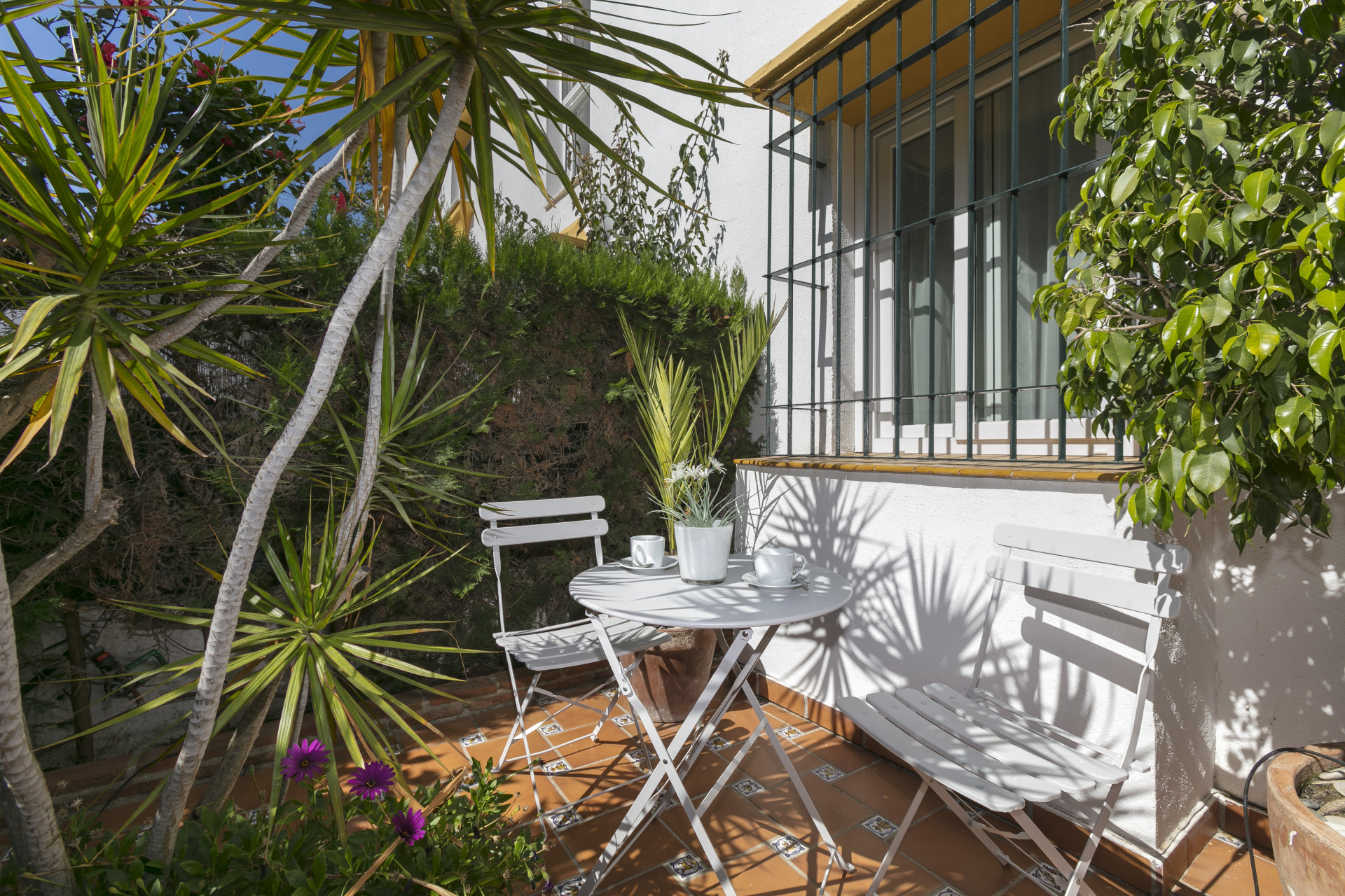 Impecable casa adosada de cuatro dormitorios situada en el centro de Marbella