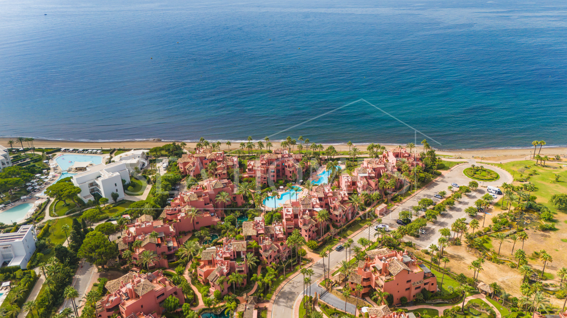 Impressive three bedroom south facing duplex penthouse in the prestigious and gated beachfront community Menara Beach with sea views