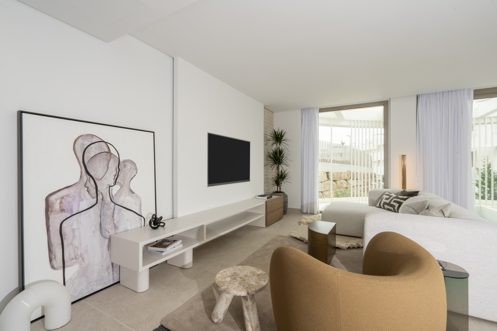 Luxurious Penthouse with Rooftop Oasis at The View Marbella