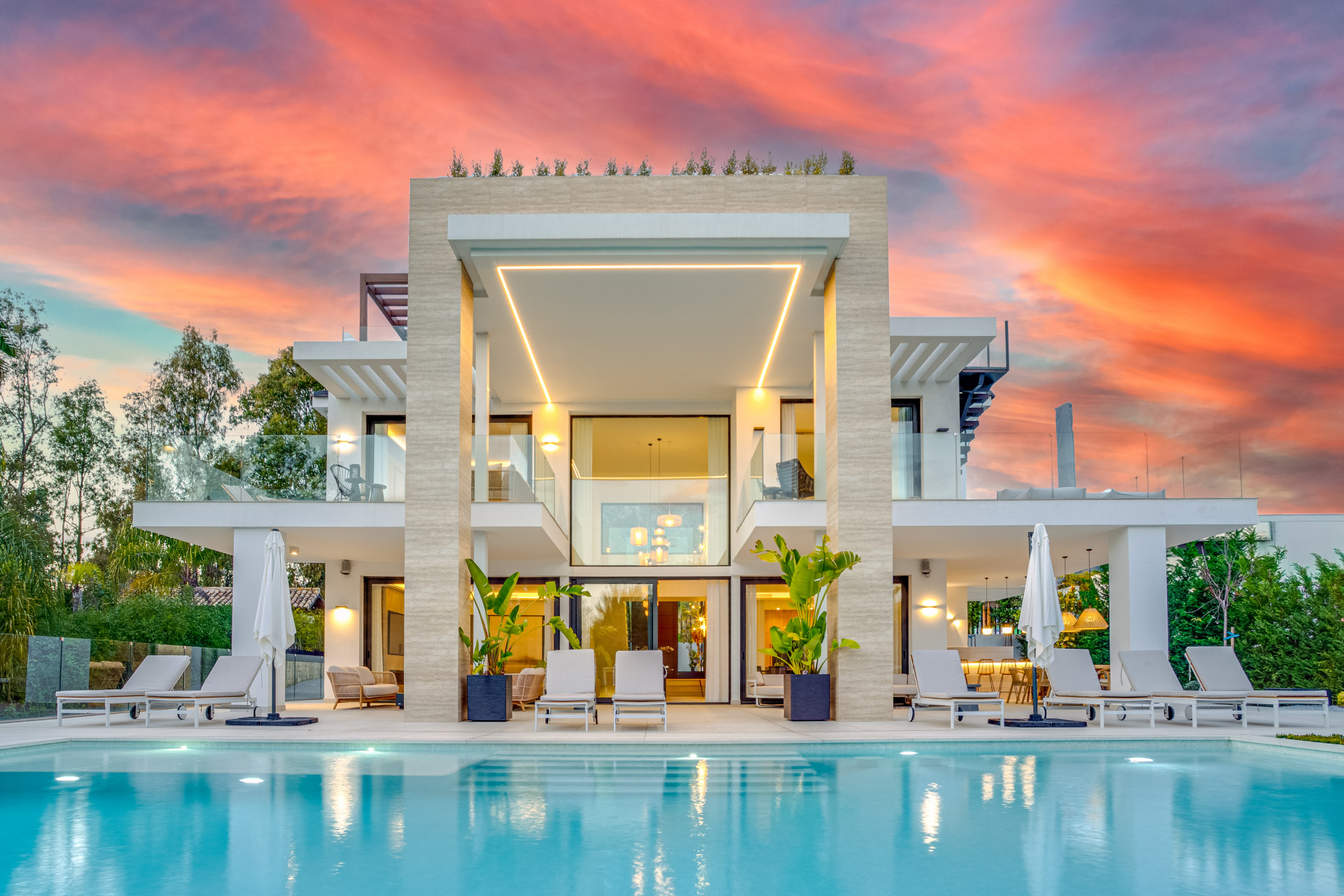 Brand New six bedroom, south facing villa in Lomas del Marques, an exclusive gated community just above the Puente Romano on Marbella's Golden Mile