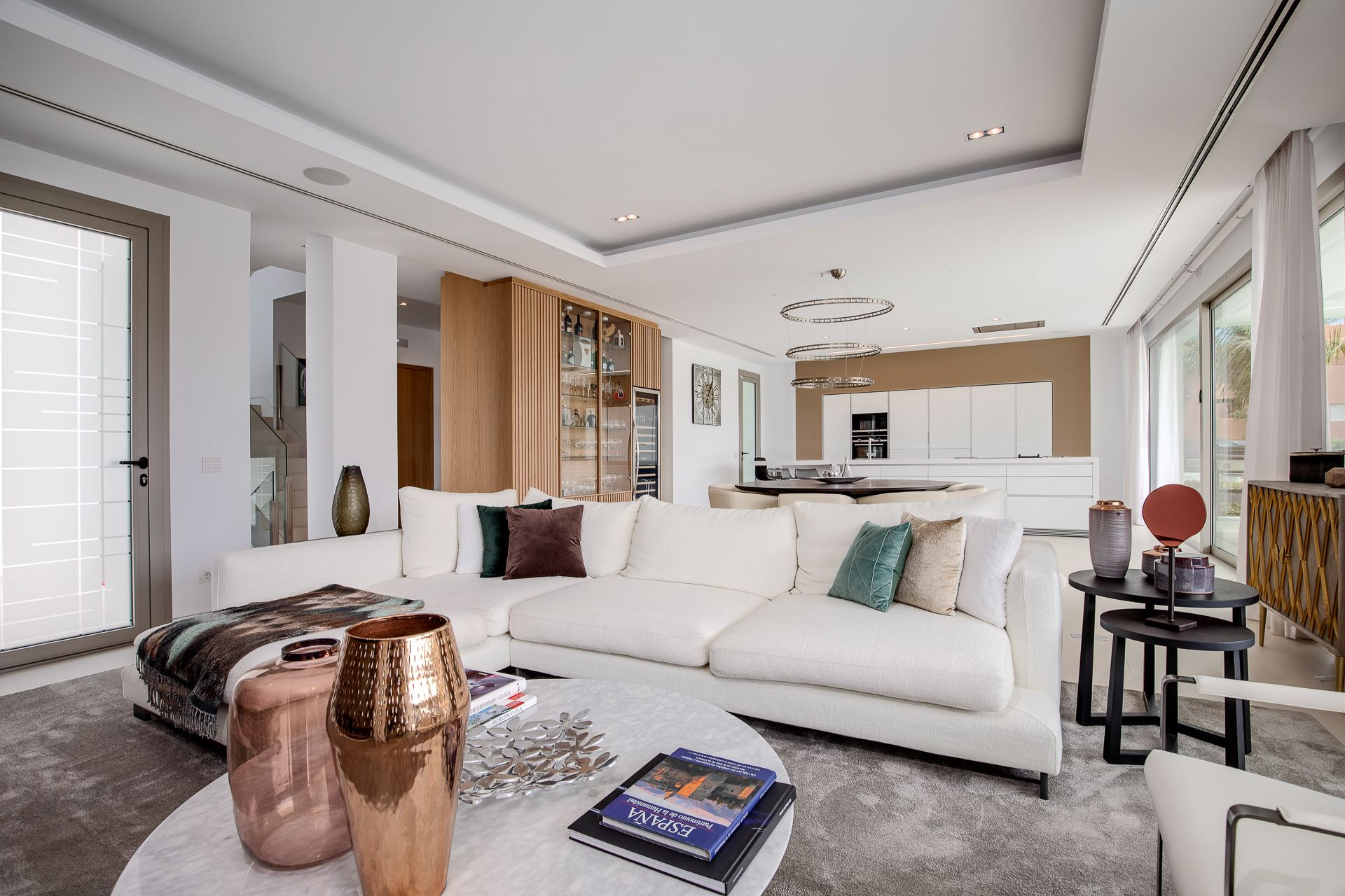 Stunning south facing, four bedroom Villa located in Guadalmina Baja