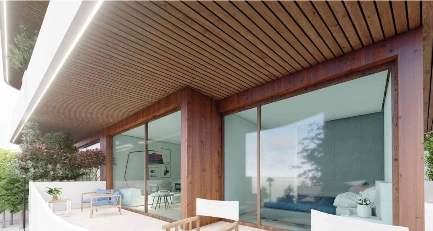 Elegant two-bedroom apartment just a short walk from the beach in Benalmadena