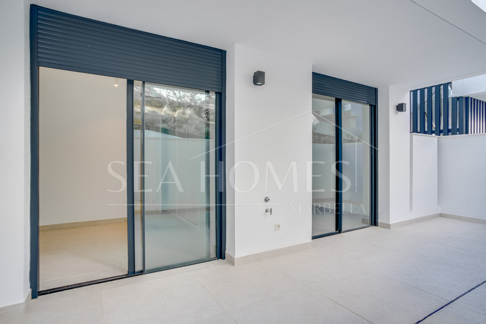 Exclusive new two bedroom apartment in Marbella Sunset, located in Cabopino with stunning sea views