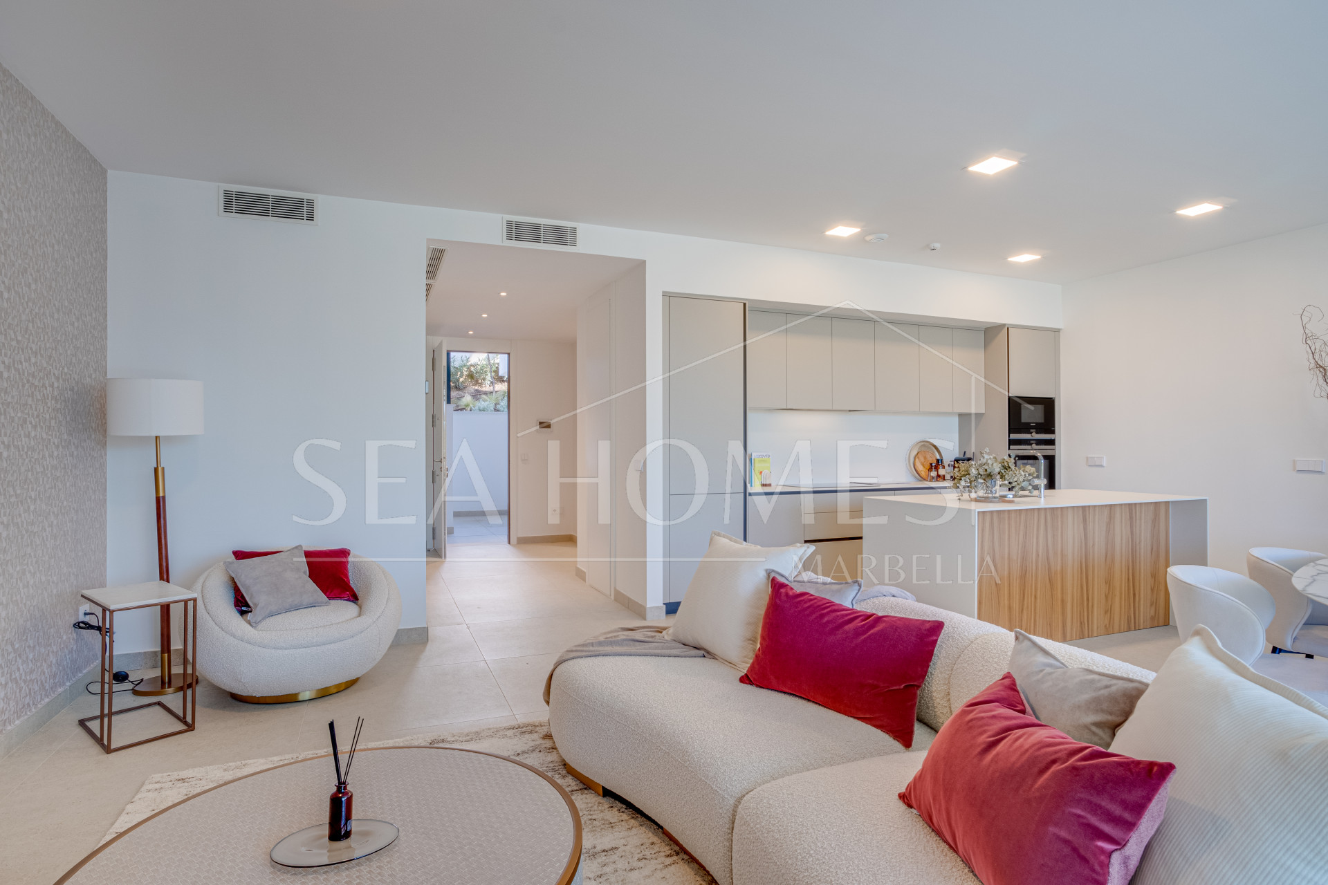 Exclusive new two bedroom apartment in Marbella Sunset, located in Cabopino with stunning sea views