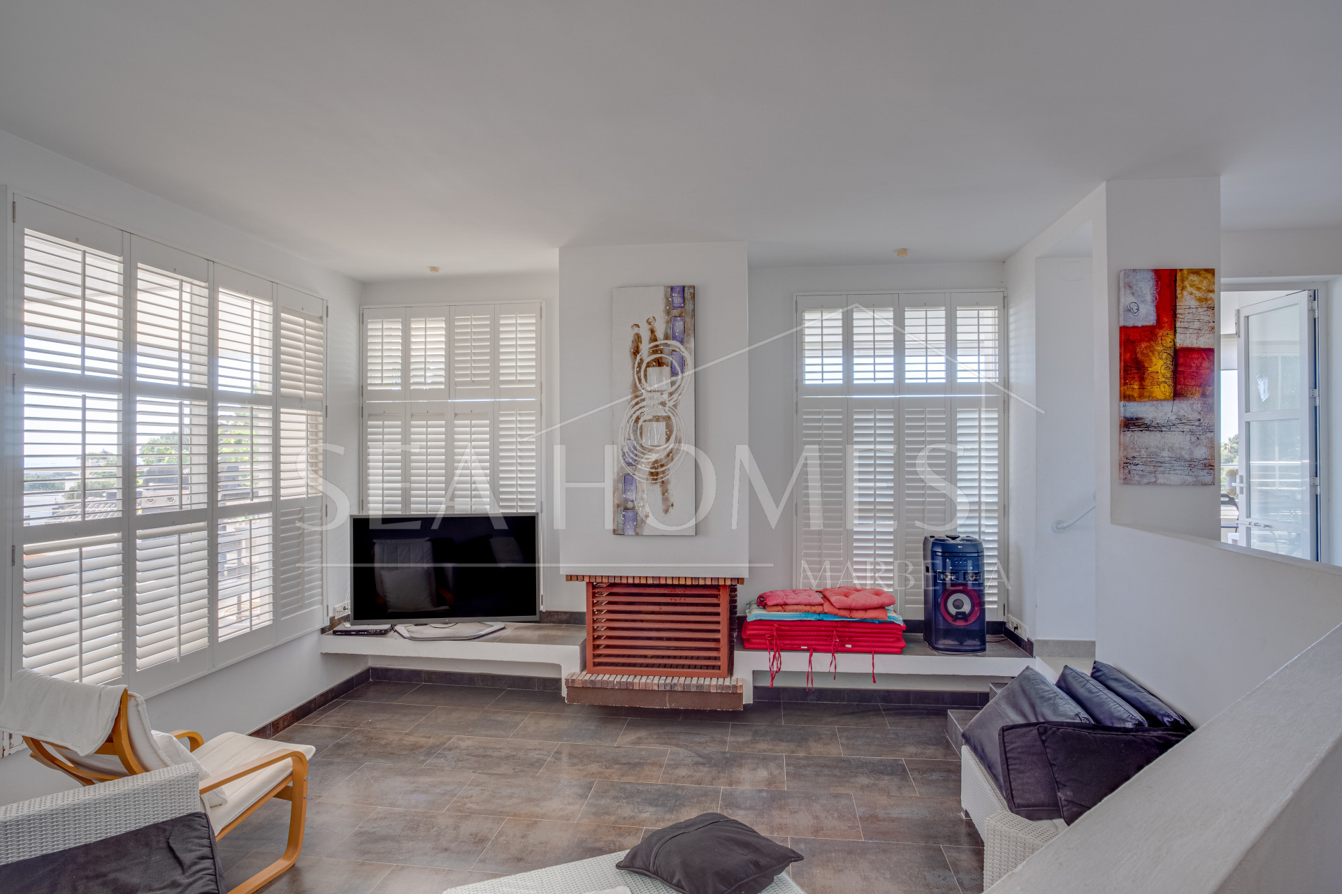 Unique eight bedroom south facing villa, in a tranquil area of Elviria, Marbella boasting sea views