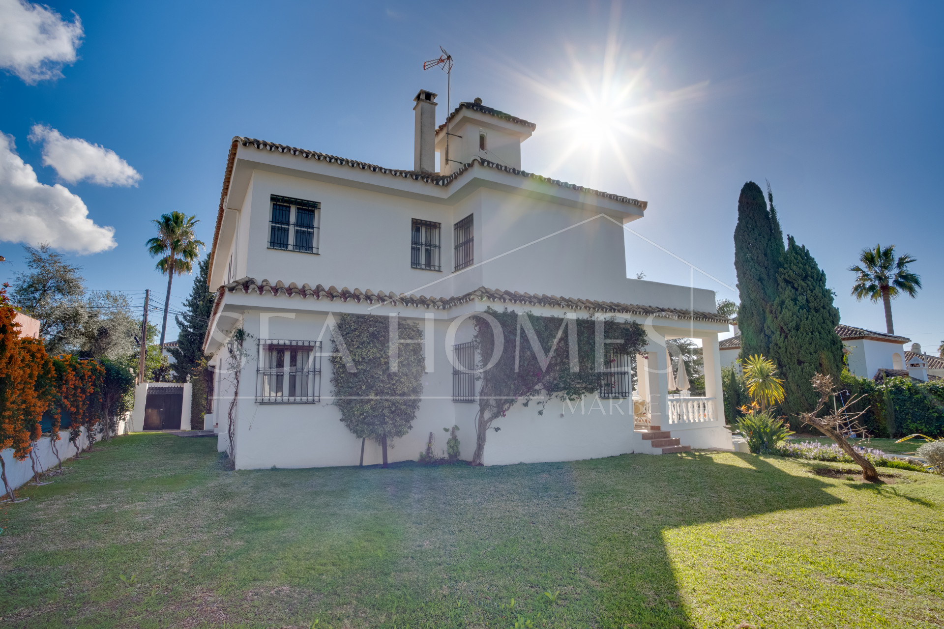 Spacious south facing six-bedroom villa in Marbella, with sea views