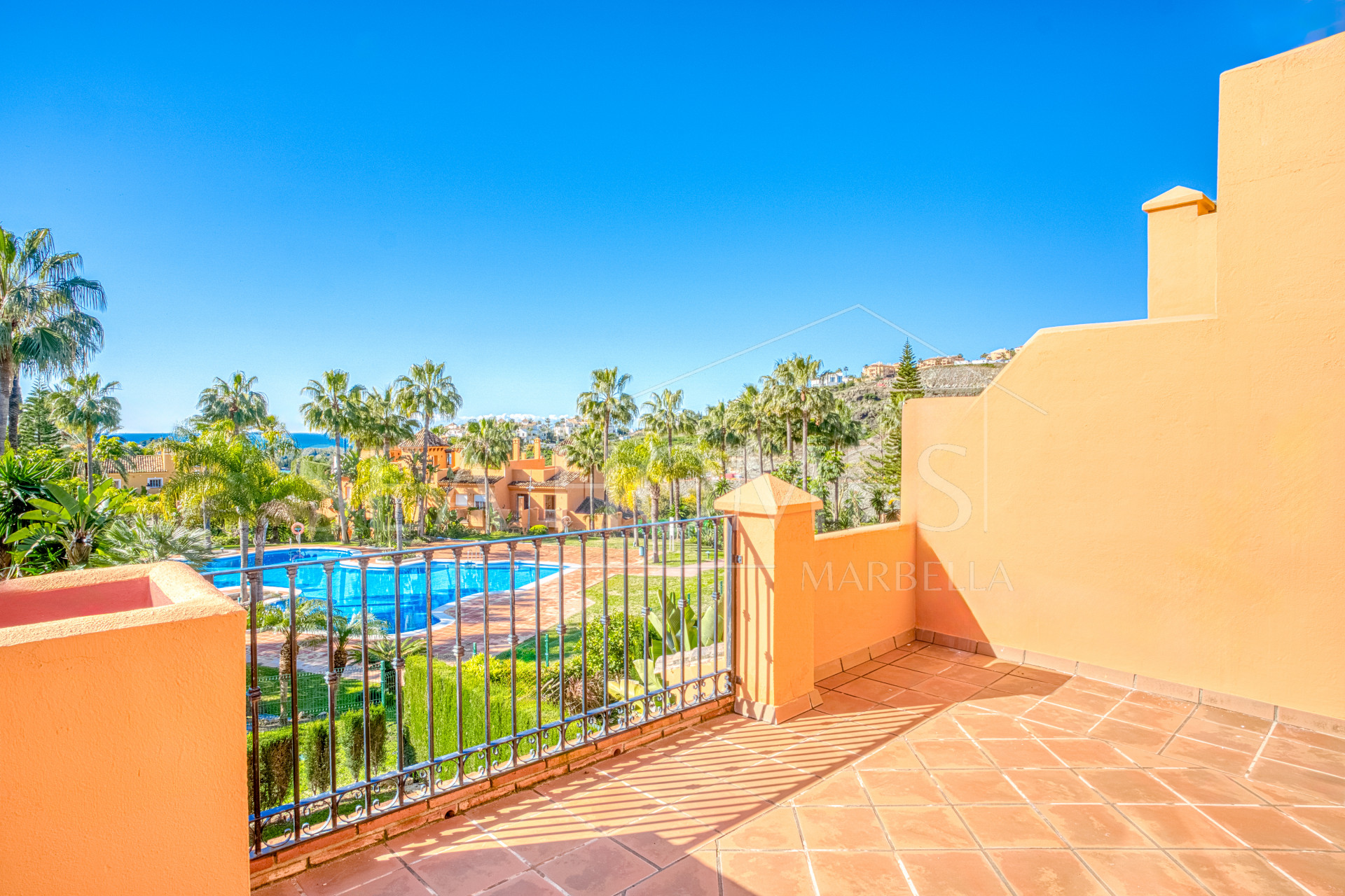 Incredible four bedroom, south west facing townhouse in the gated community, Paraiso Bellevue