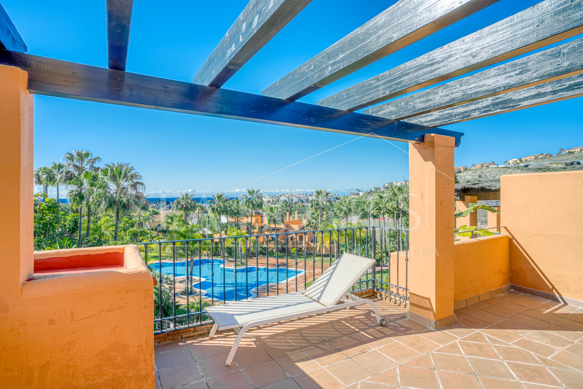 Incredible four bedroom, south west facing townhouse in the gated community, Paraiso Bellevue