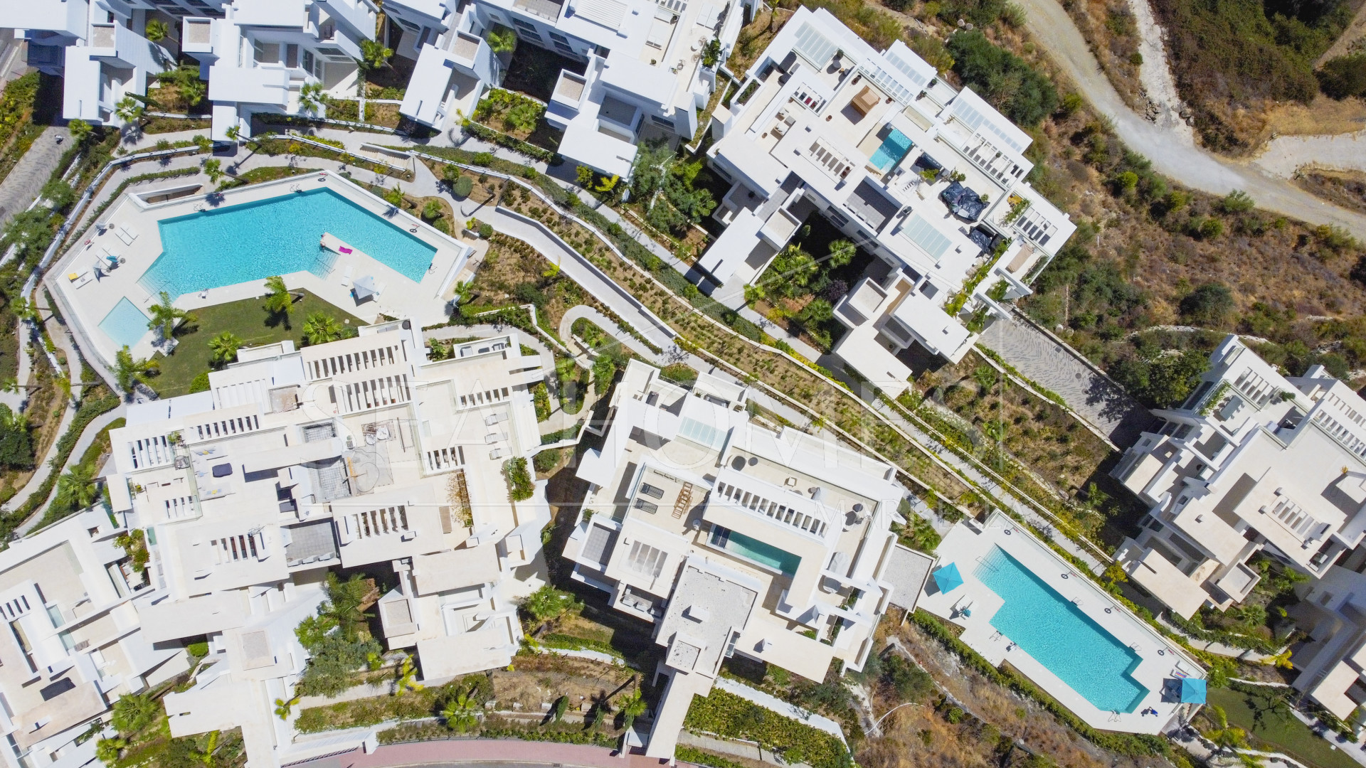 Beautiful two bedroom, south east facing apartment located in the exclusive Urbanisation Palo Alto