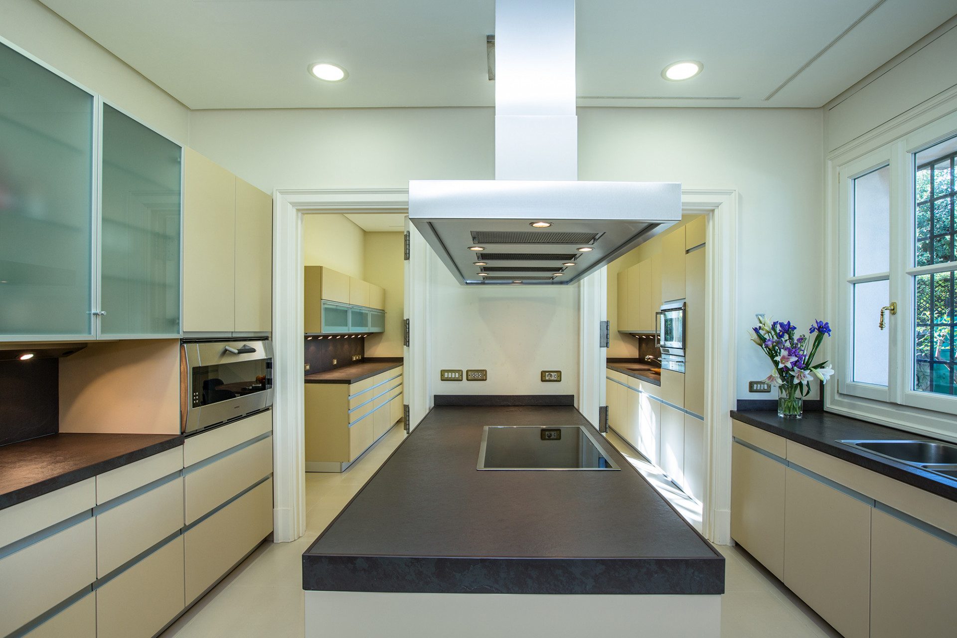 Exceptional seven bedroom beachfront villa in Los Monteros, Marbella East