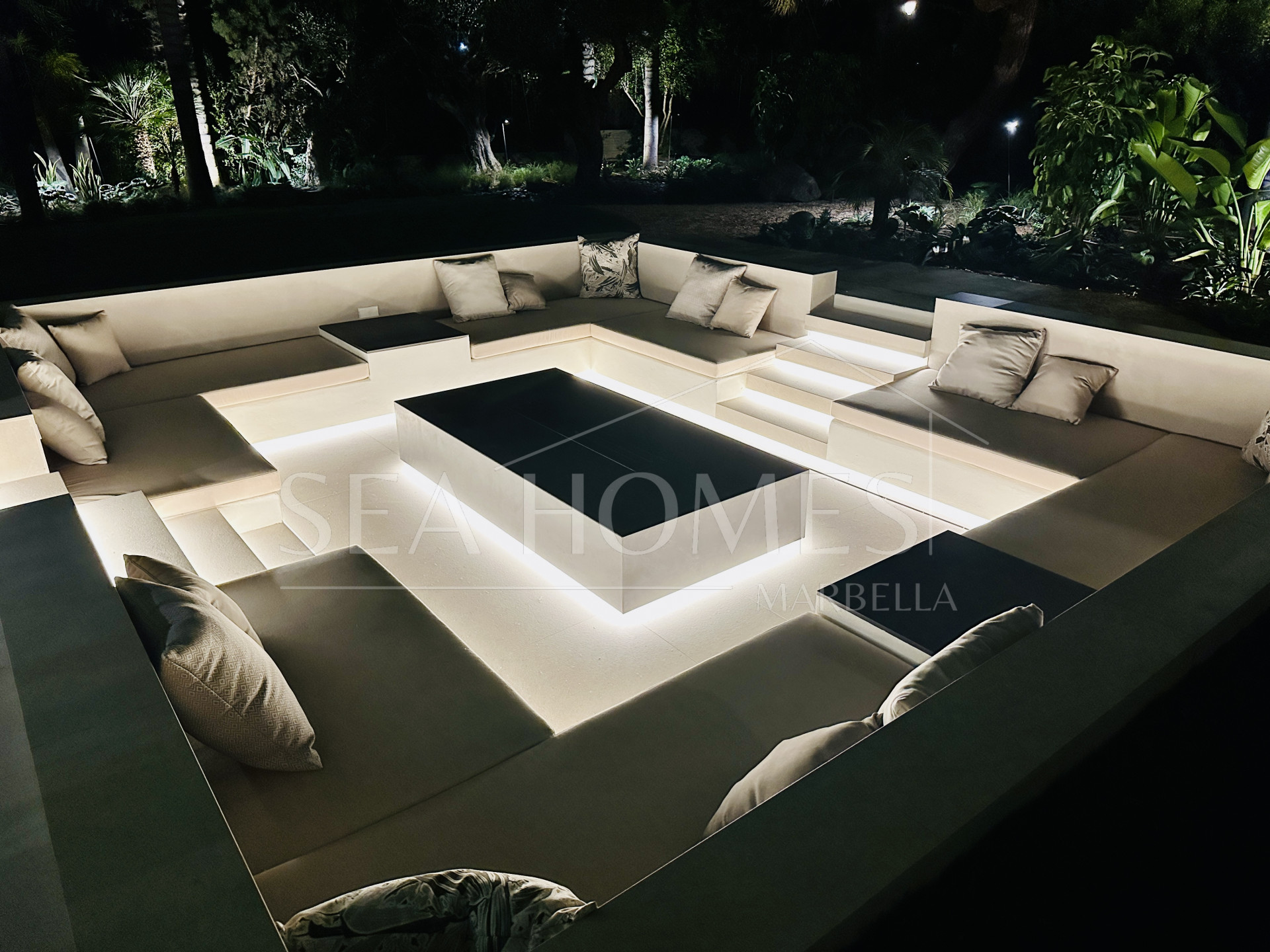 Stunning five bedroom newly renovated Villa, nestled within the exclusive gated community of Hacienda Las Chapas, Marbella