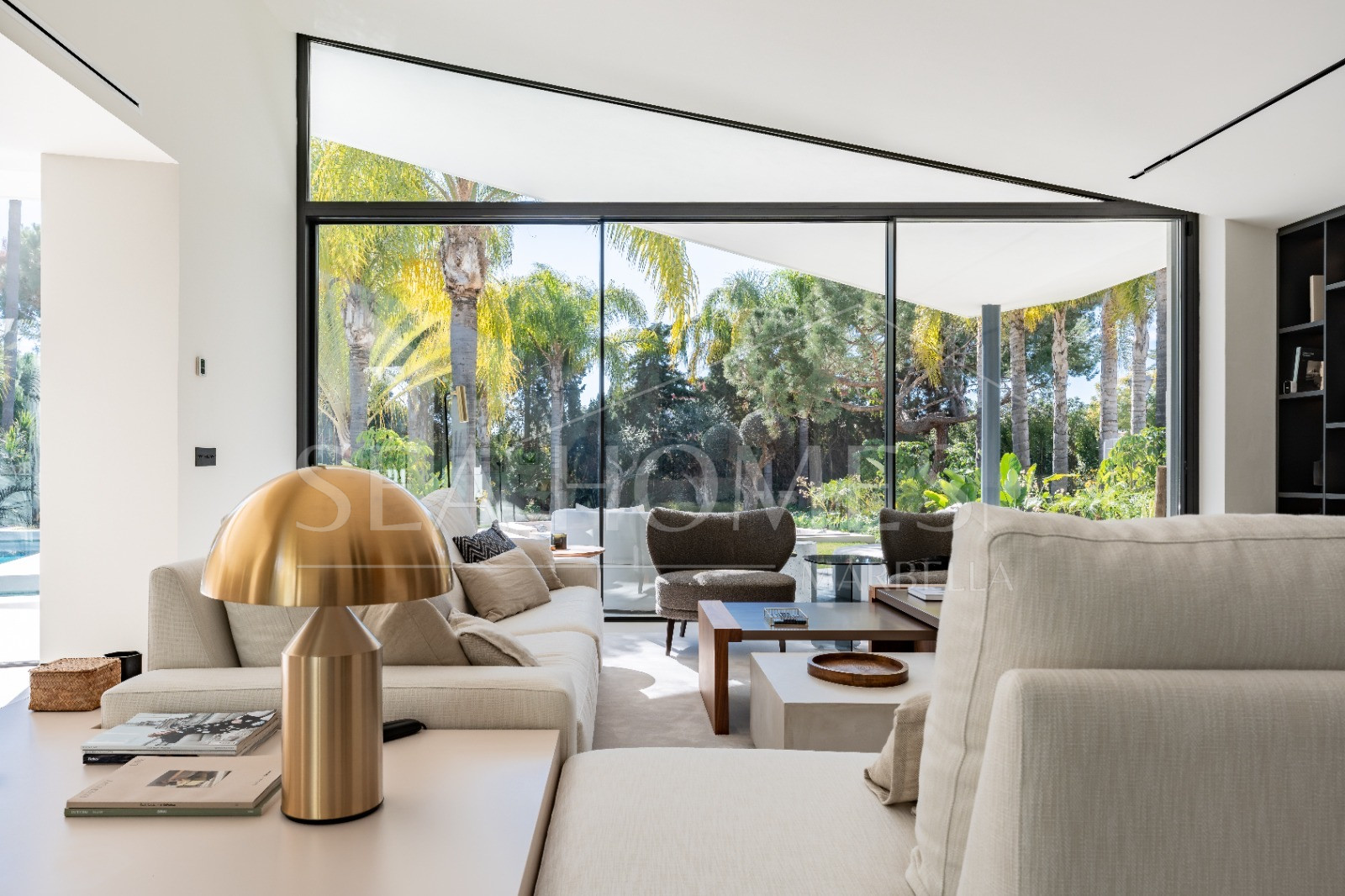Stunning five bedroom newly renovated Villa, nestled within the exclusive gated community of Hacienda Las Chapas, Marbella