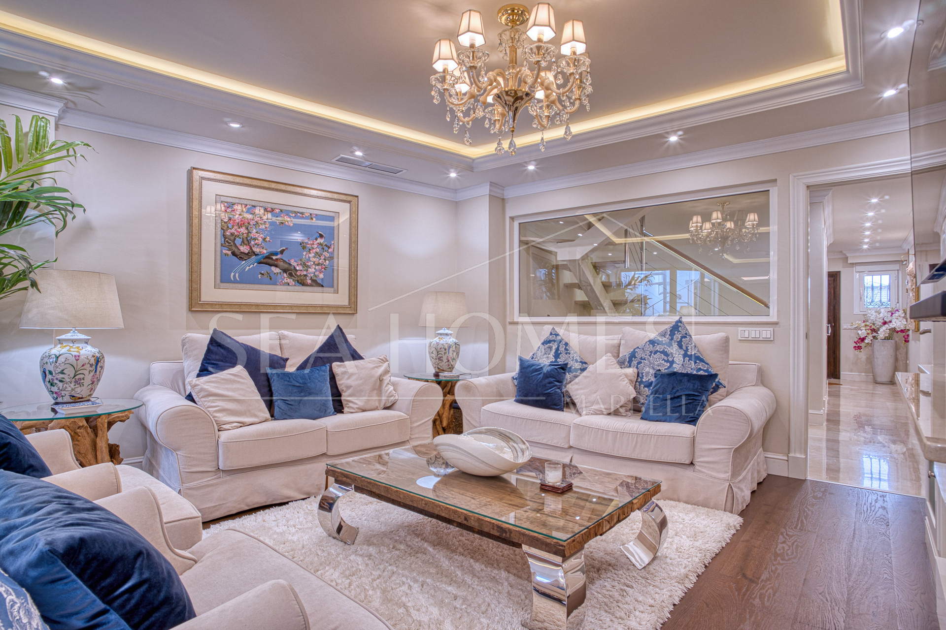 Exceptional four bedroom townhouse located in the heart of Marbella Center