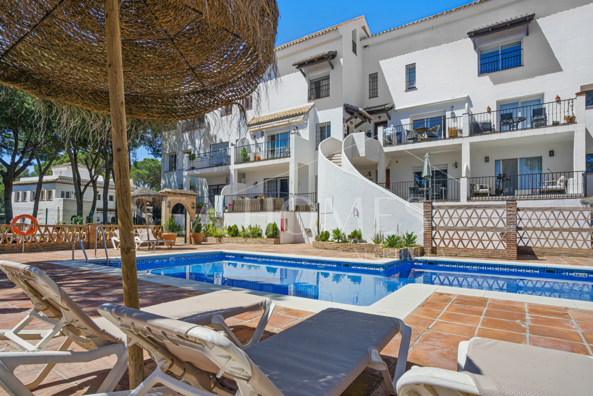 Spacious four-bedroom, duplex penthouse in the Los Pinos de Aloha complex, Nueva Andalucía, Marbella