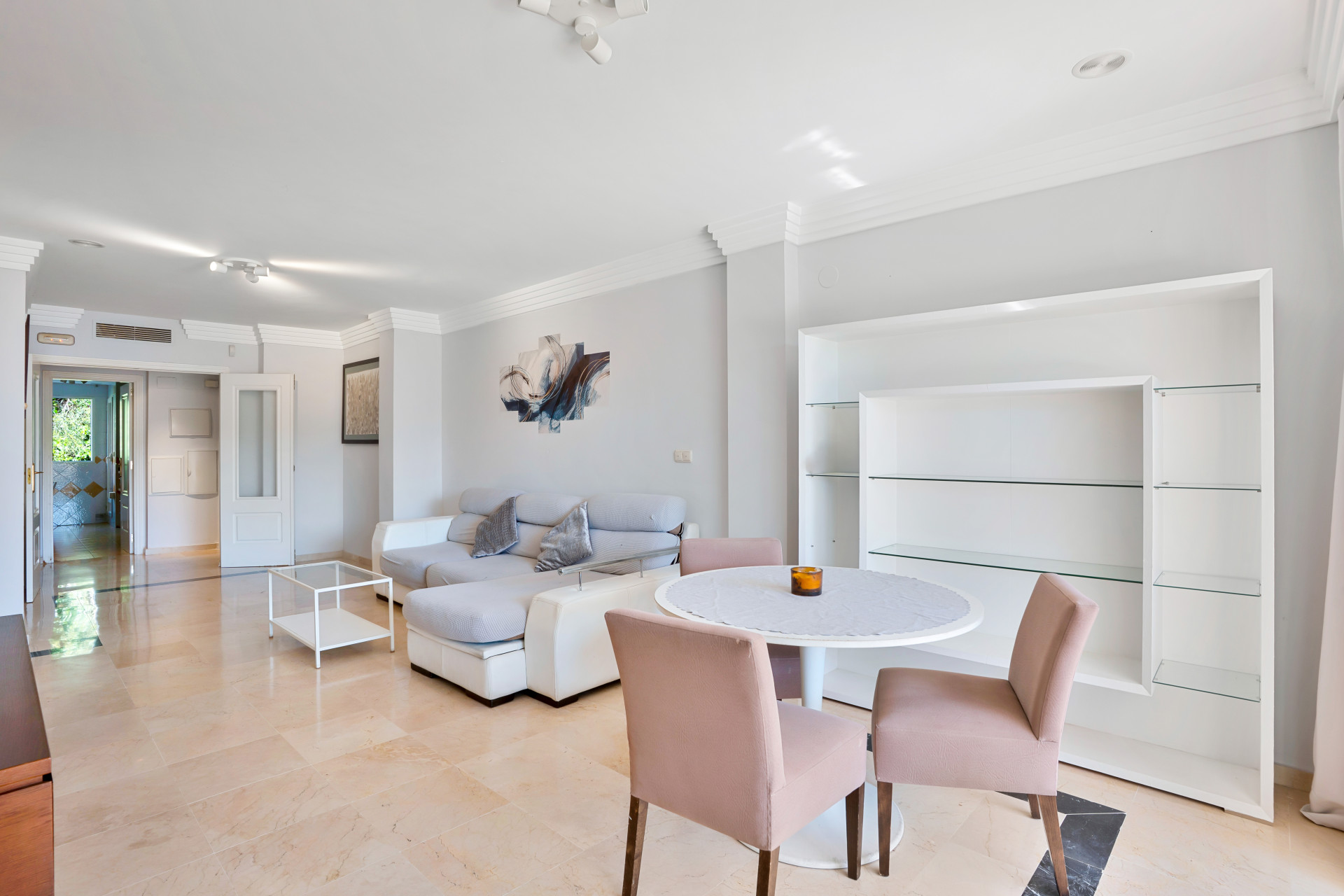 Bright south west-facing two bedroom apartment located in the gated community of Lomas de Rio Real, Marbella