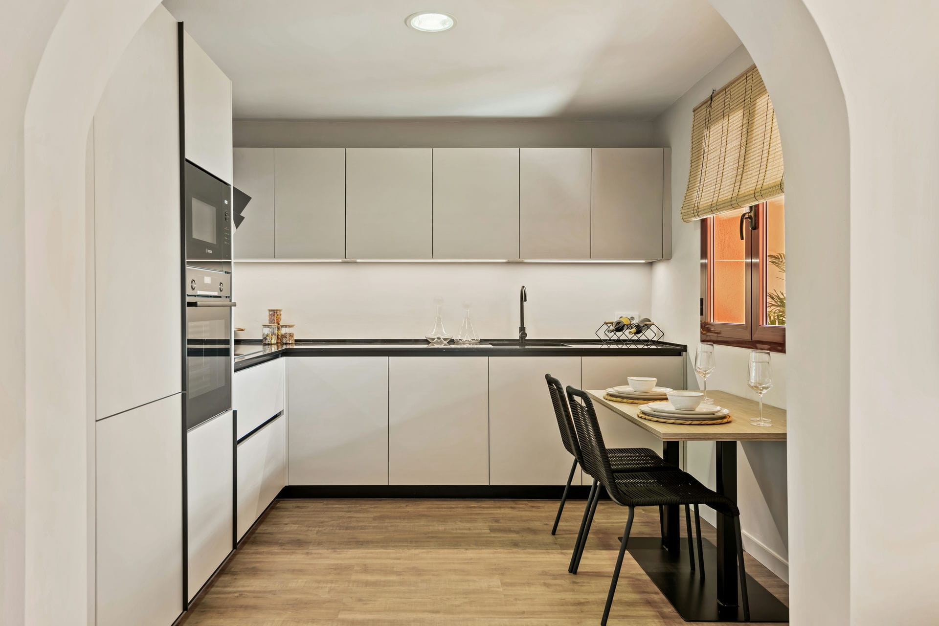 Elegante apartamento de tres dormitorios en Royal Marbella Golf Resort.