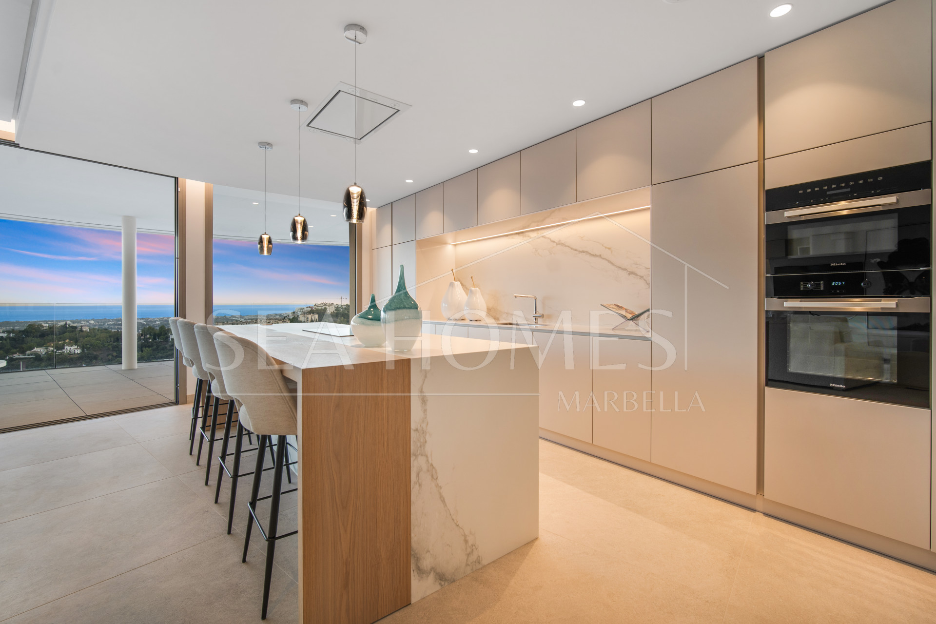 Luxury three bedroom apartment located in the brand new exclusive community The View, Benahavis
