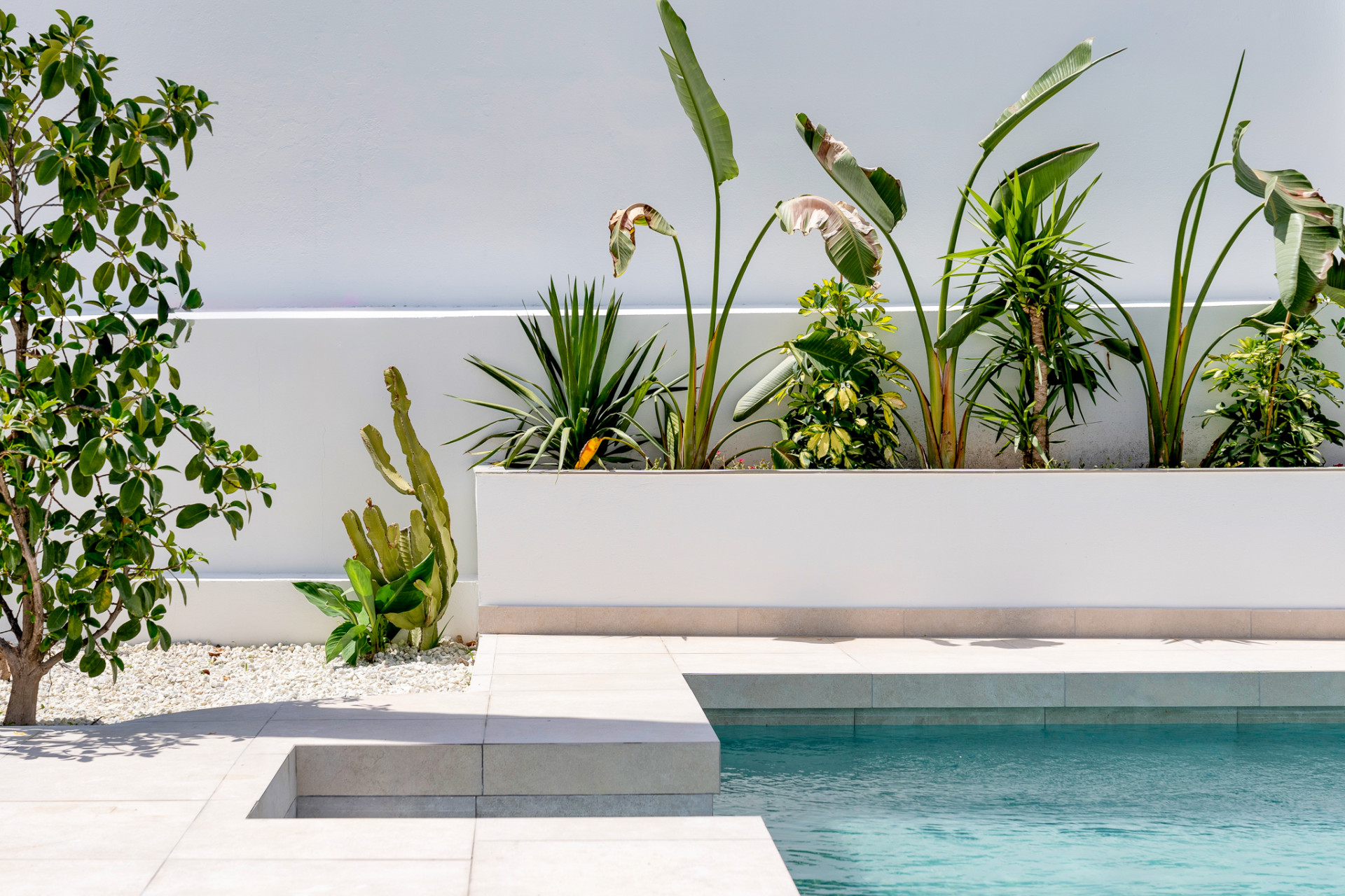 Beautiful recently renovated four bedroom villa in Nueva Andalucia